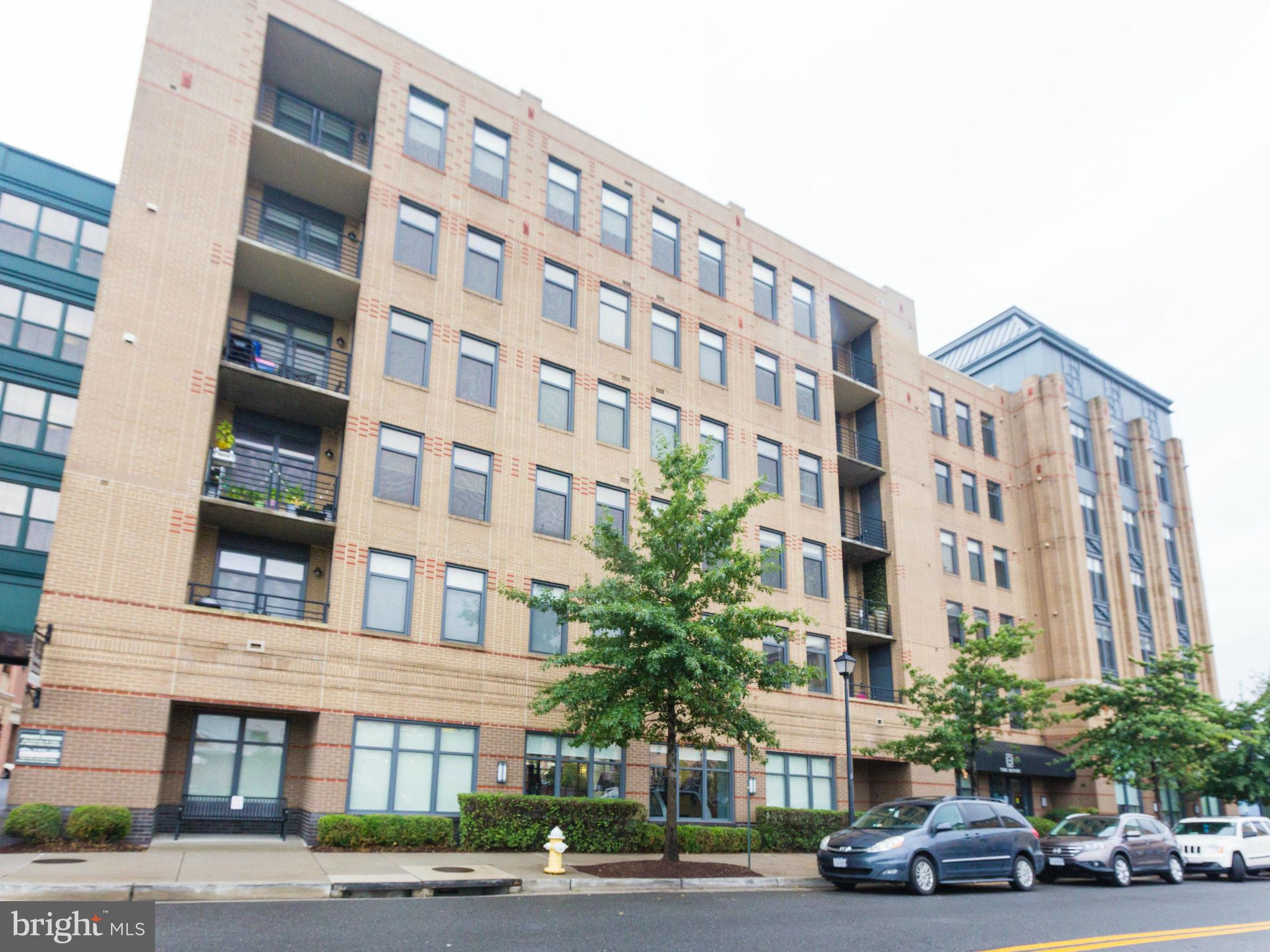 THE MONARCH - Residential Lease