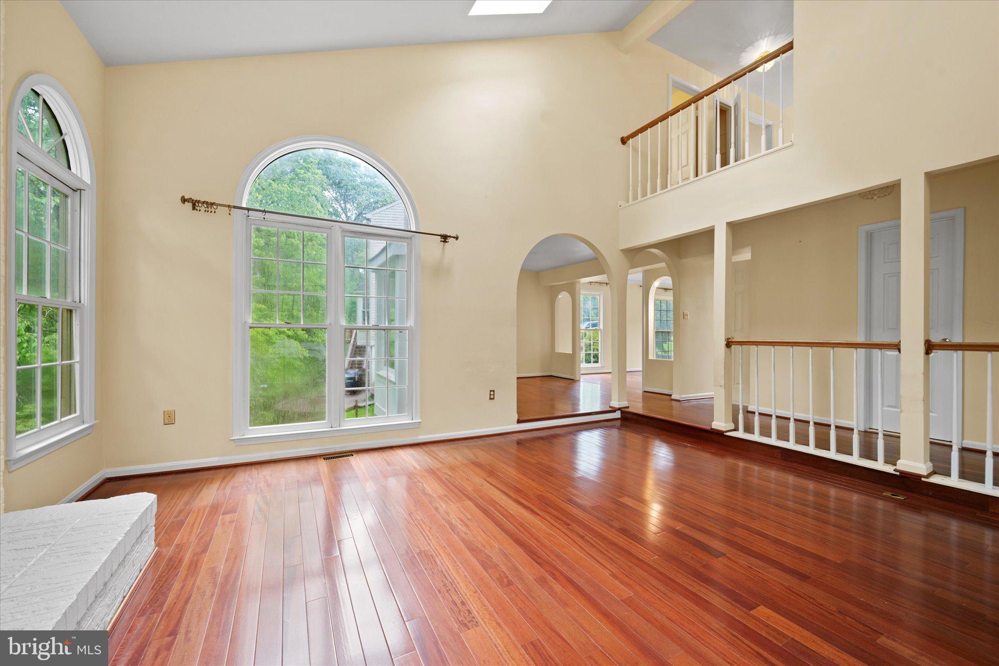 COMPTON HEIGHTS - Residential