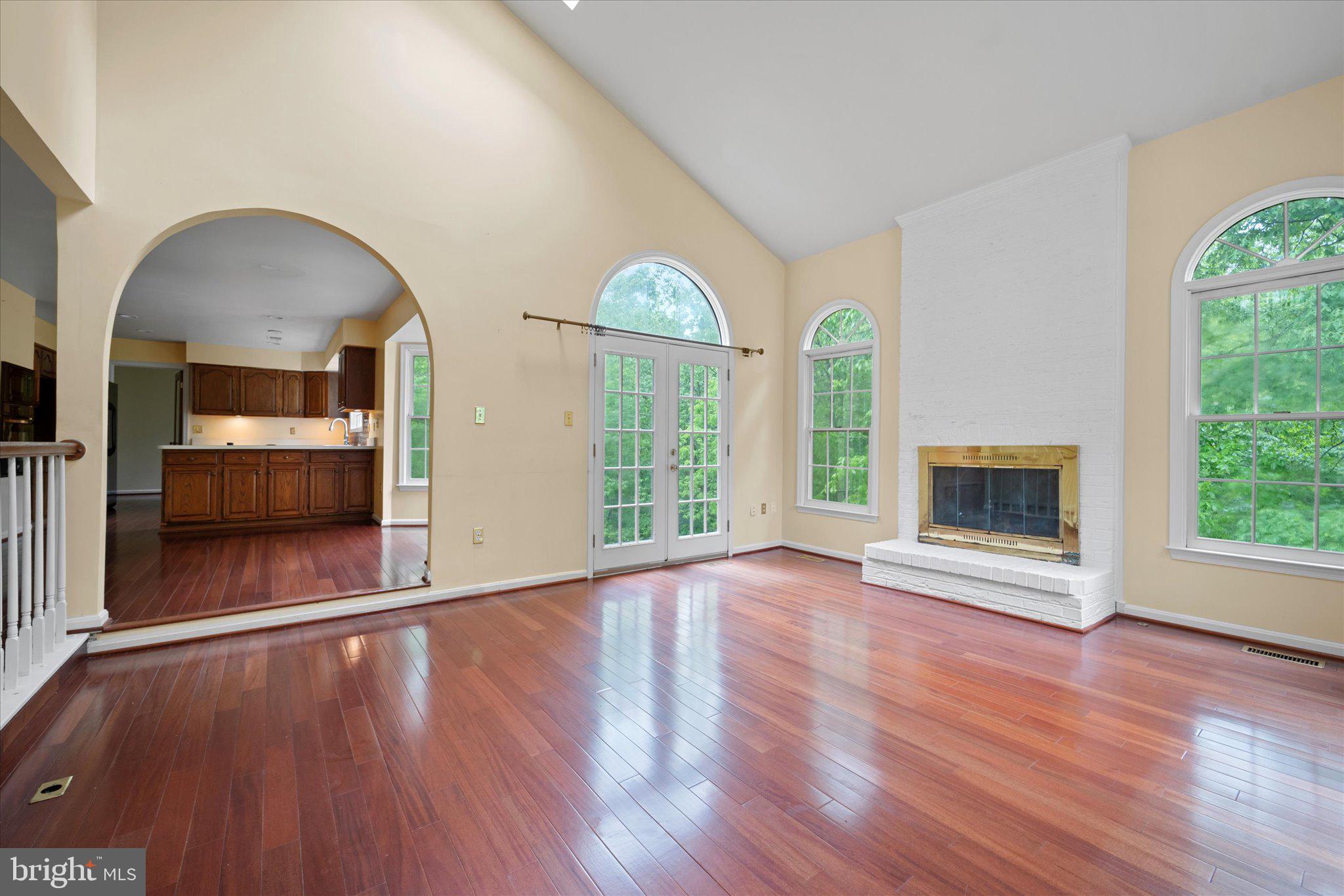 COMPTON HEIGHTS - Residential