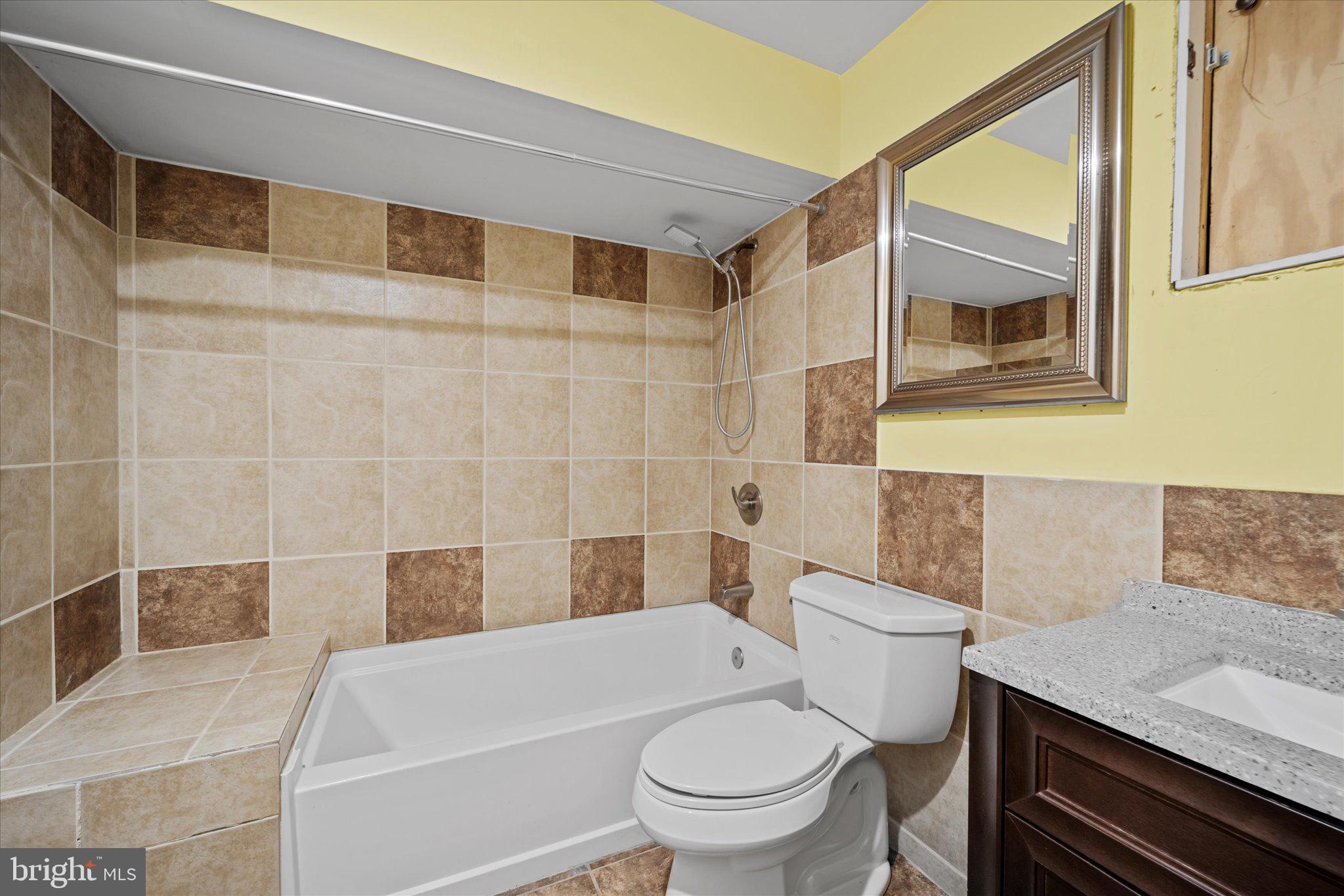 COMPTON HEIGHTS - Residential