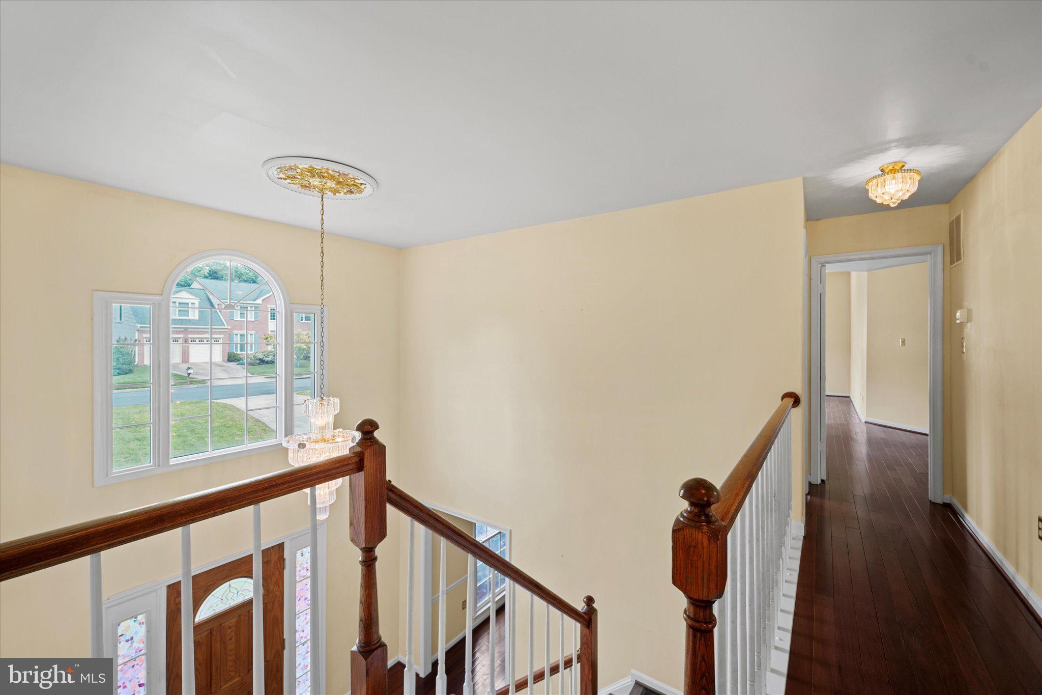 COMPTON HEIGHTS - Residential