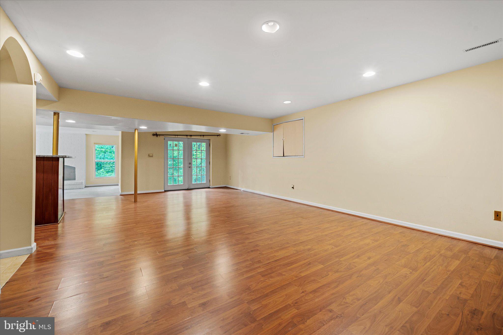 COMPTON HEIGHTS - Residential