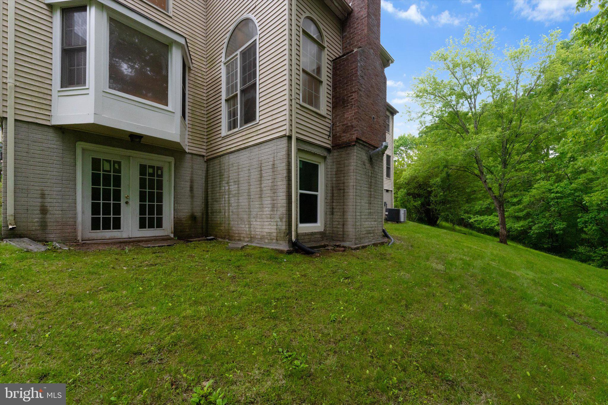 COMPTON HEIGHTS - Residential