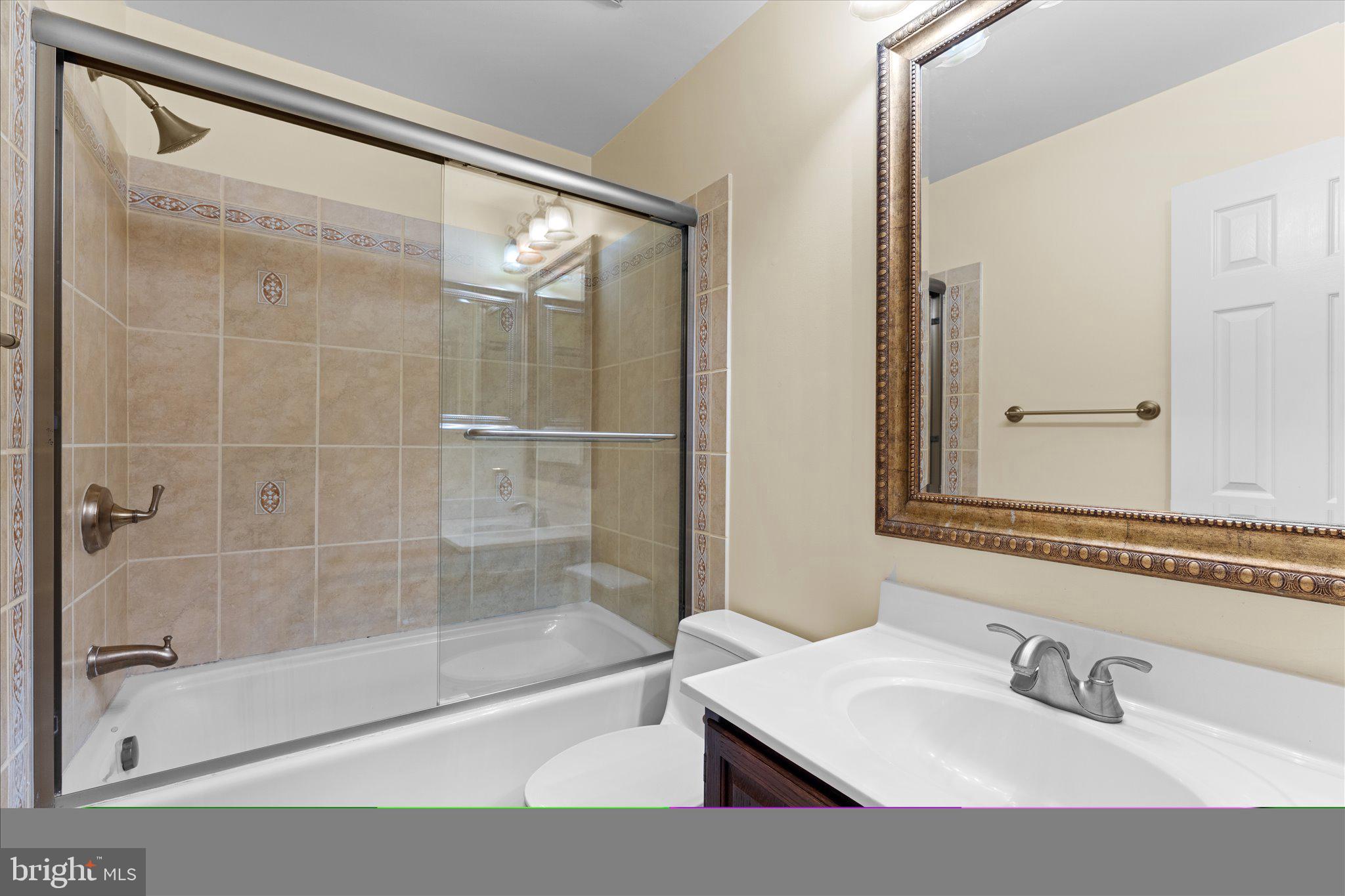 COMPTON HEIGHTS - Residential