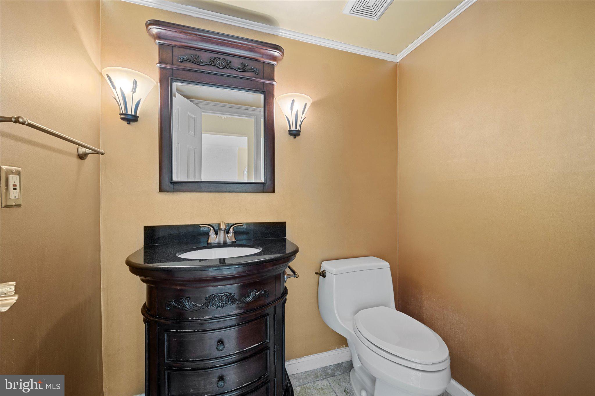 COMPTON HEIGHTS - Residential