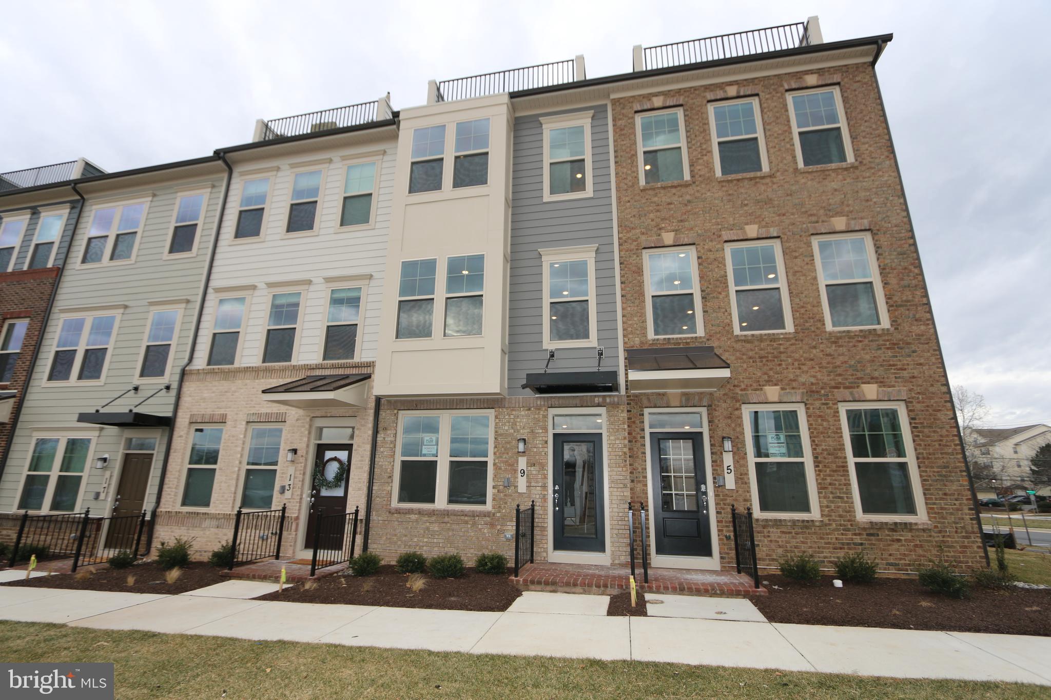 CROWN FARM - Residential Lease