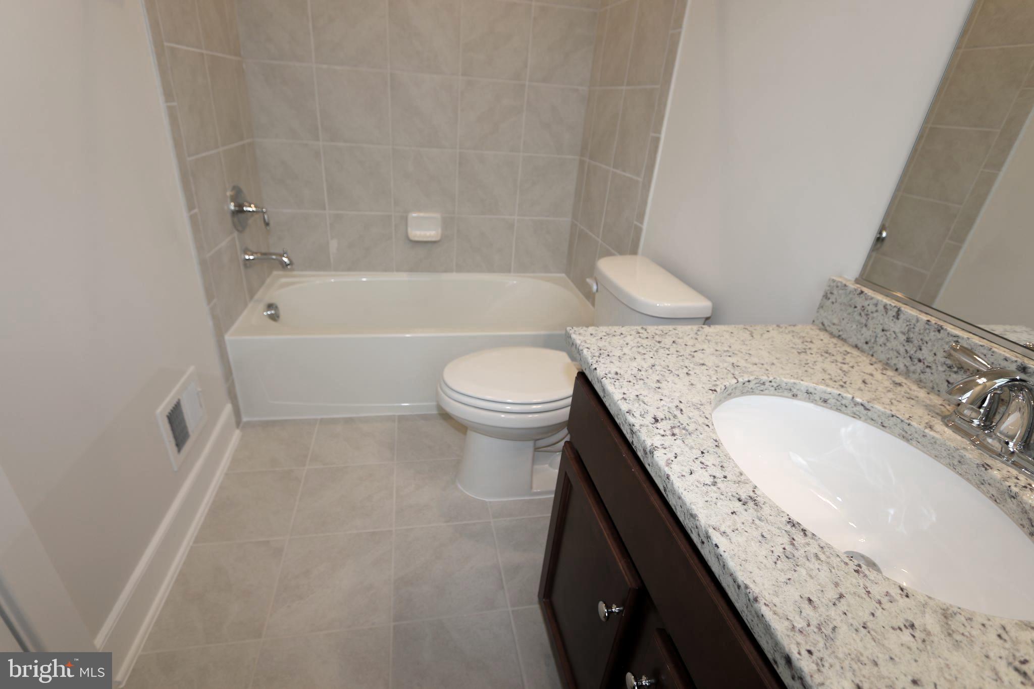 CROWN FARM - Residential Lease