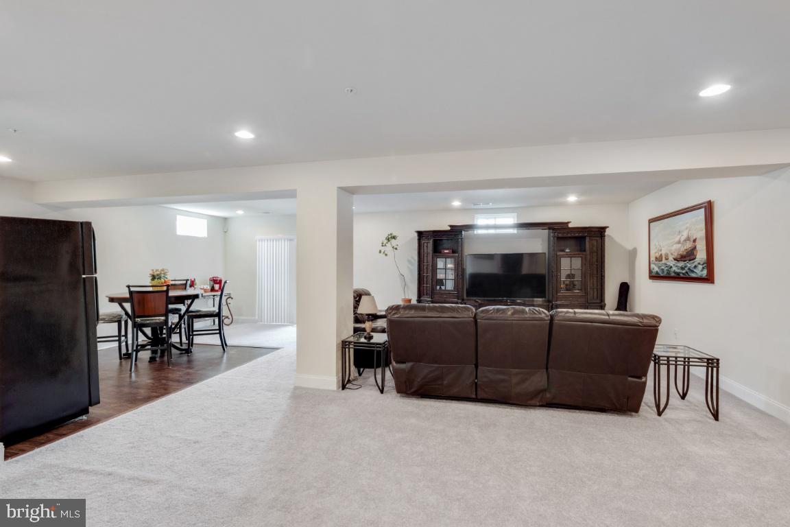 GLENEAGLES AT ST CHARLES - Residential