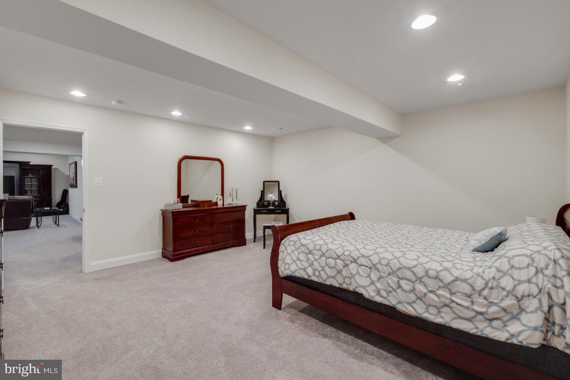 GLENEAGLES AT ST CHARLES - Residential