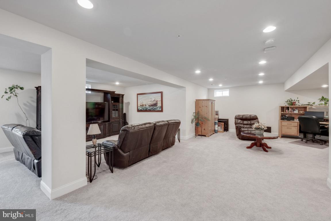 GLENEAGLES AT ST CHARLES - Residential