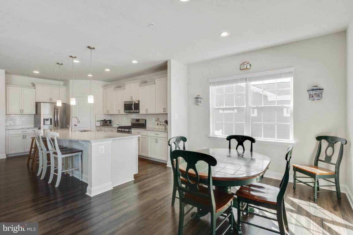 GLENEAGLES AT ST CHARLES - Residential