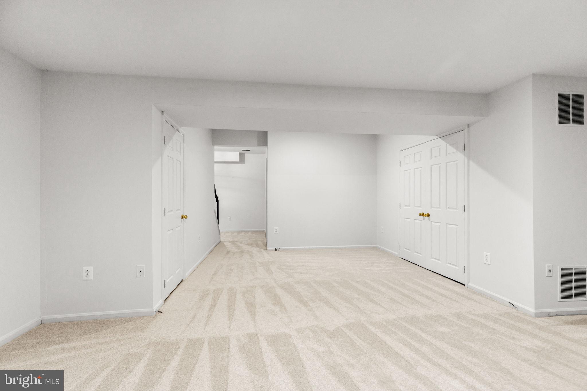 KINGSTOWNE - Residential