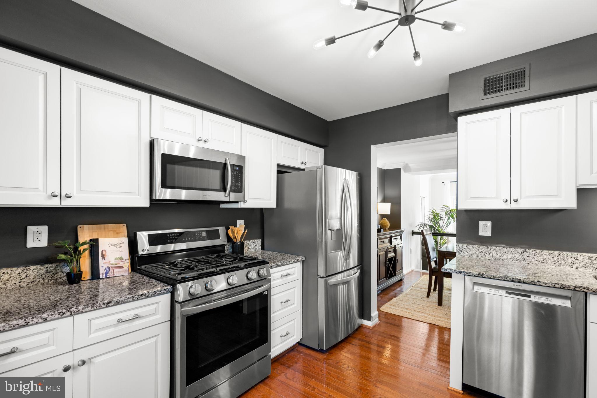 KINGSTOWNE - Residential