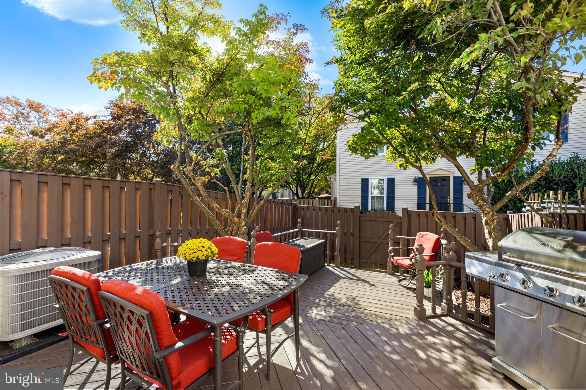 KINGSTOWNE - Residential