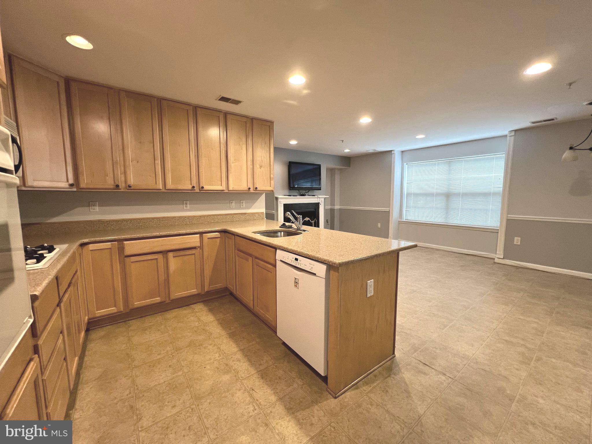 CONDOS AT THE RIDGE - Residential Lease