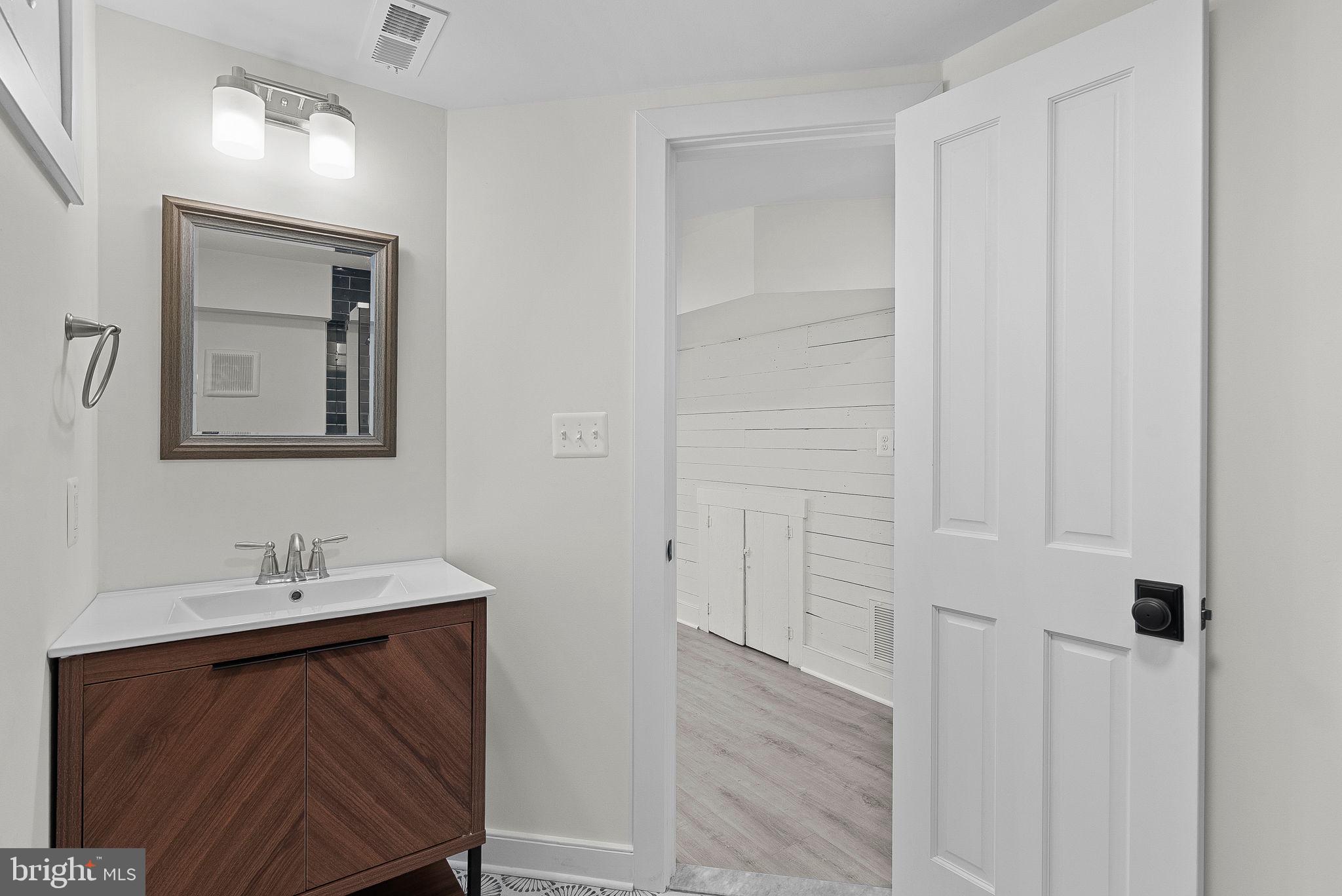 WATERFORD - Residential