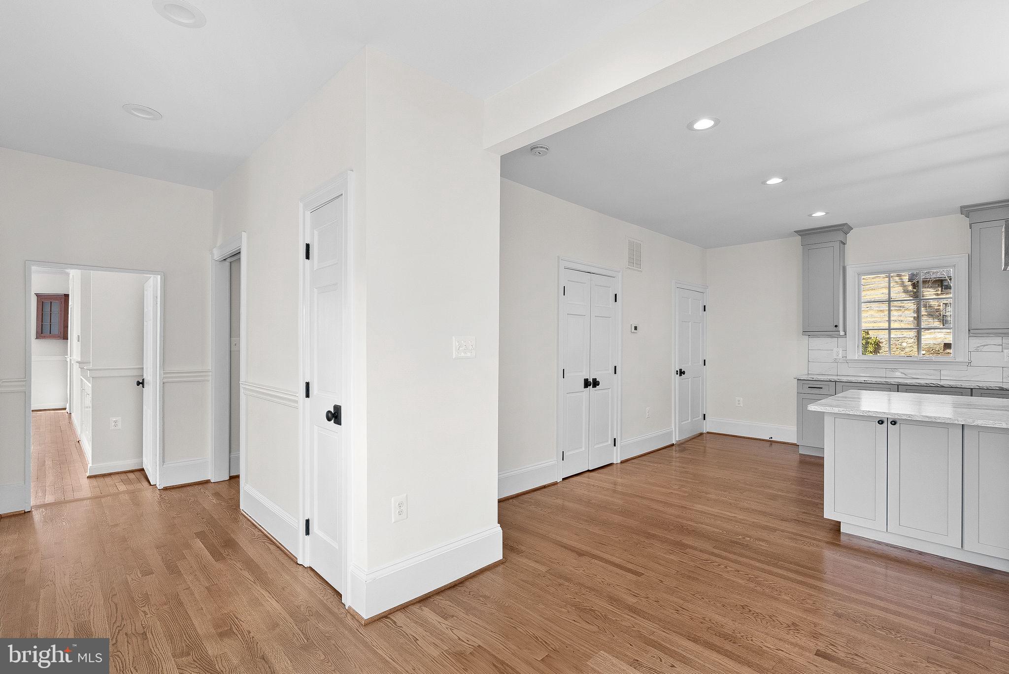 WATERFORD - Residential