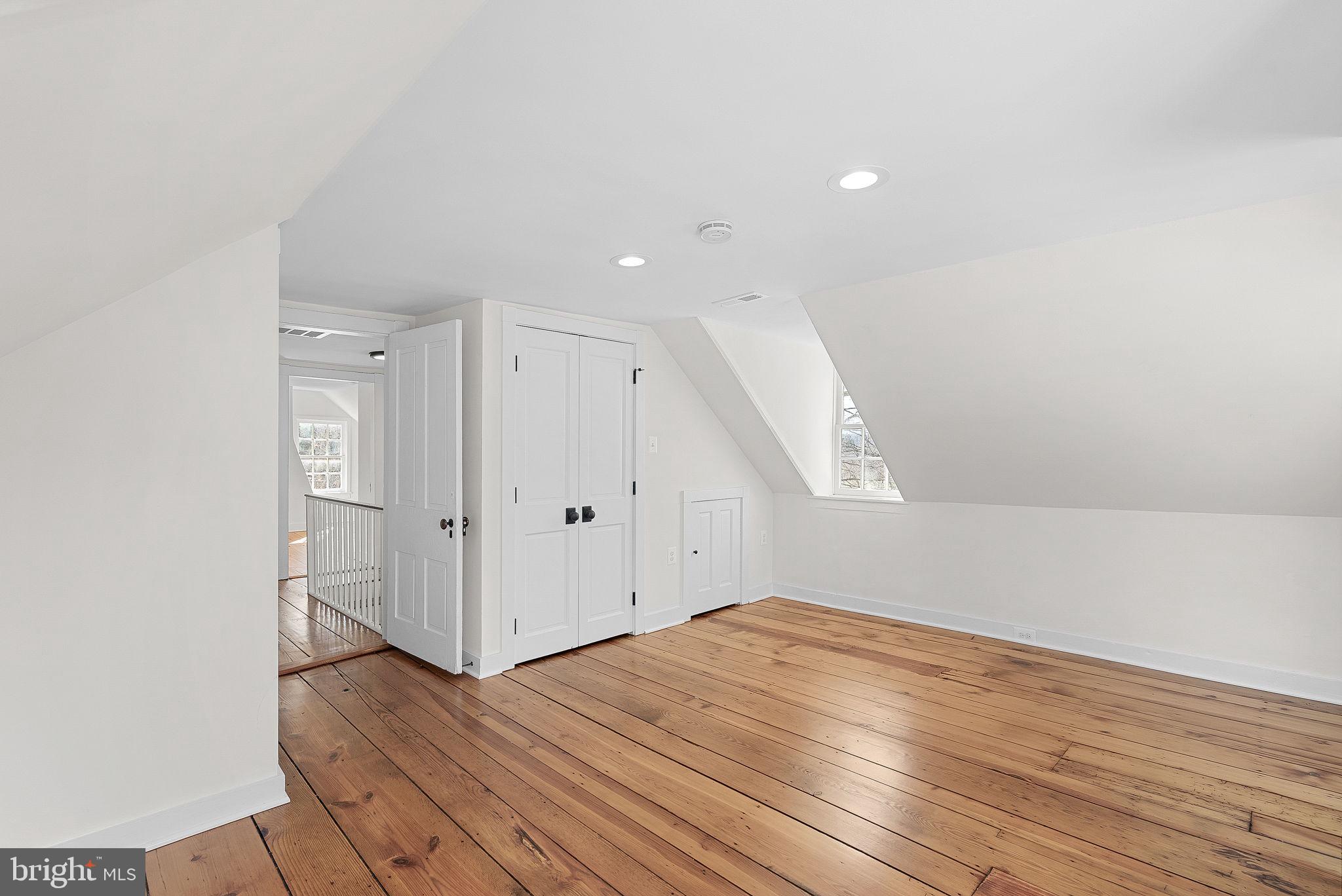 WATERFORD - Residential