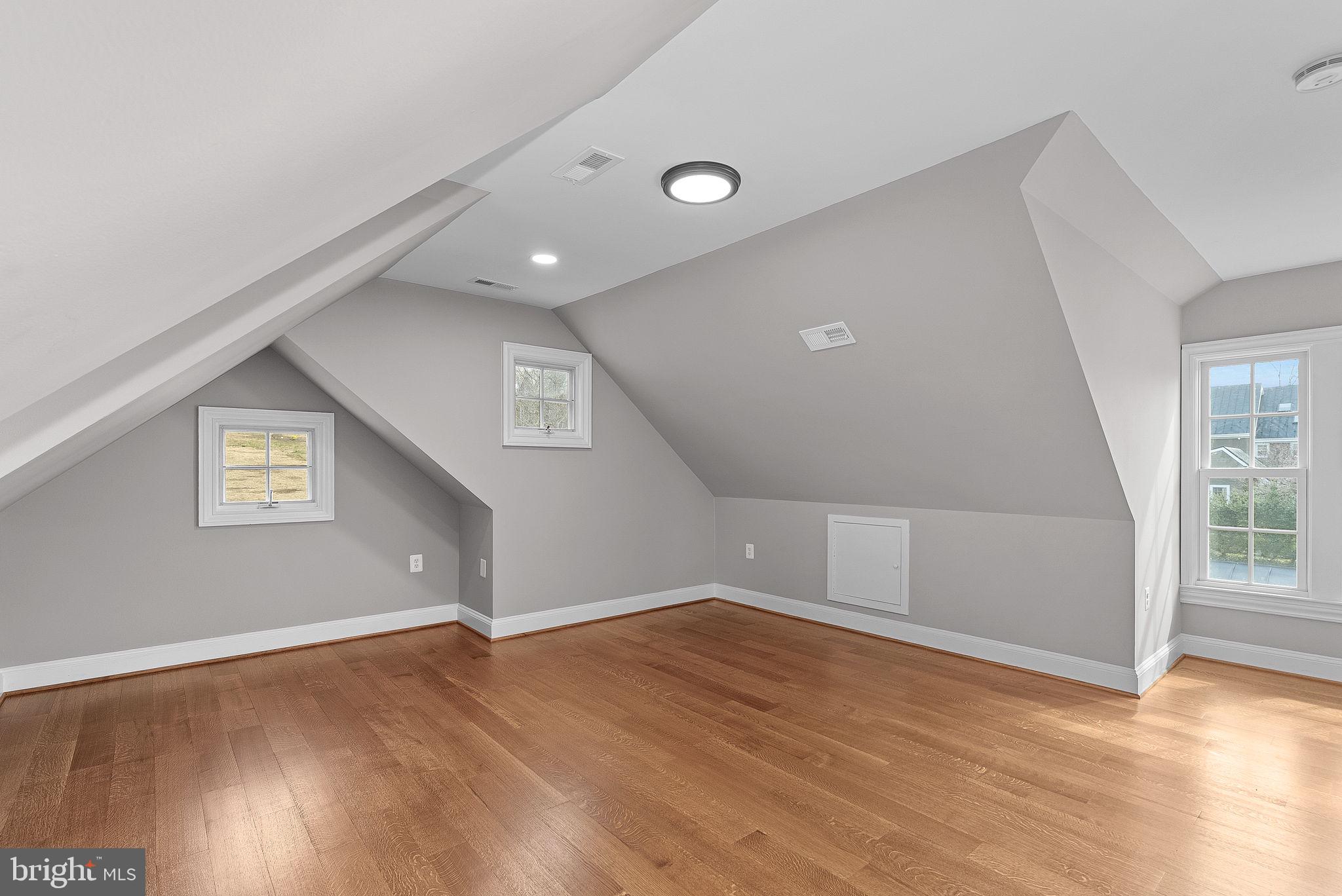 WATERFORD - Residential