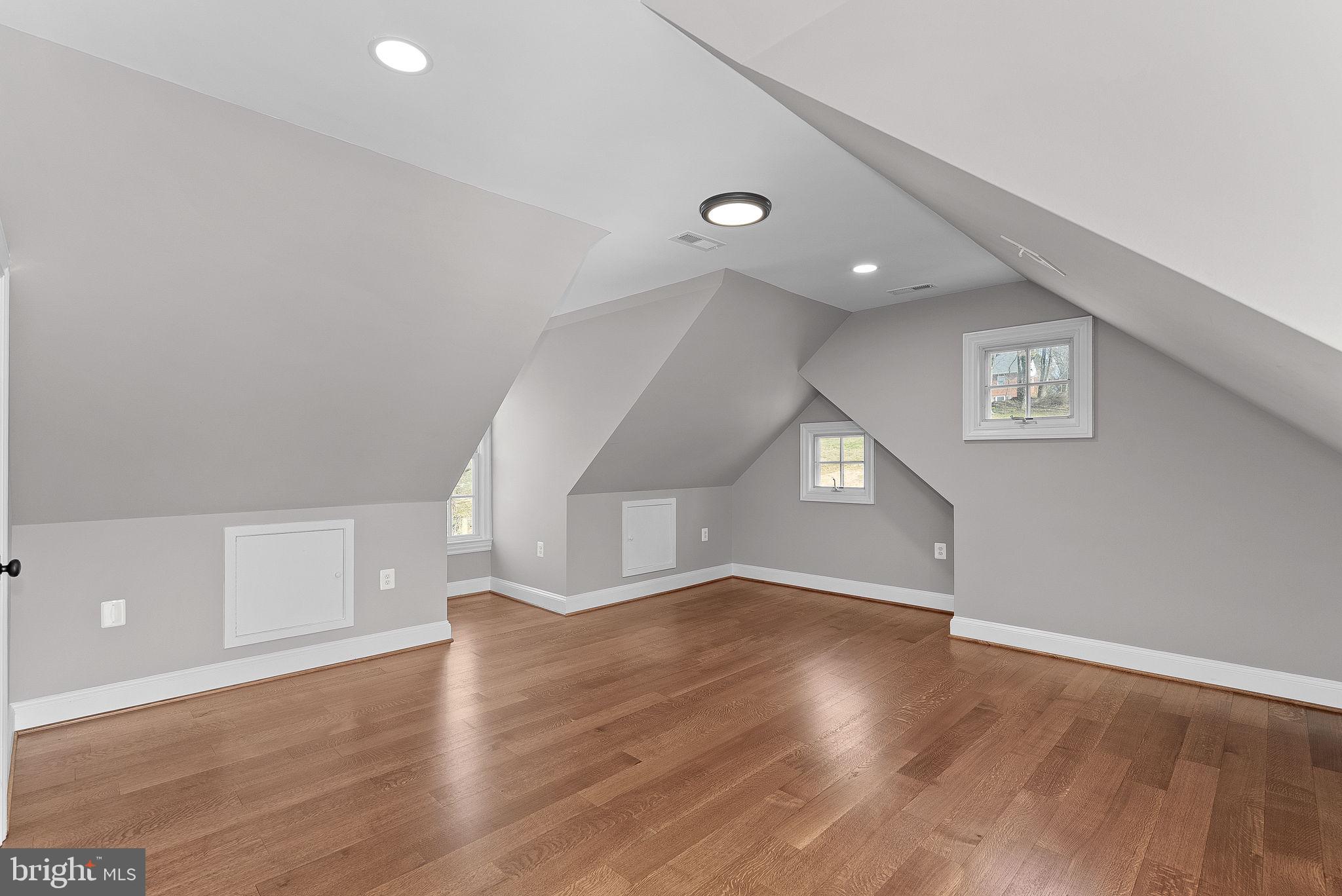 WATERFORD - Residential