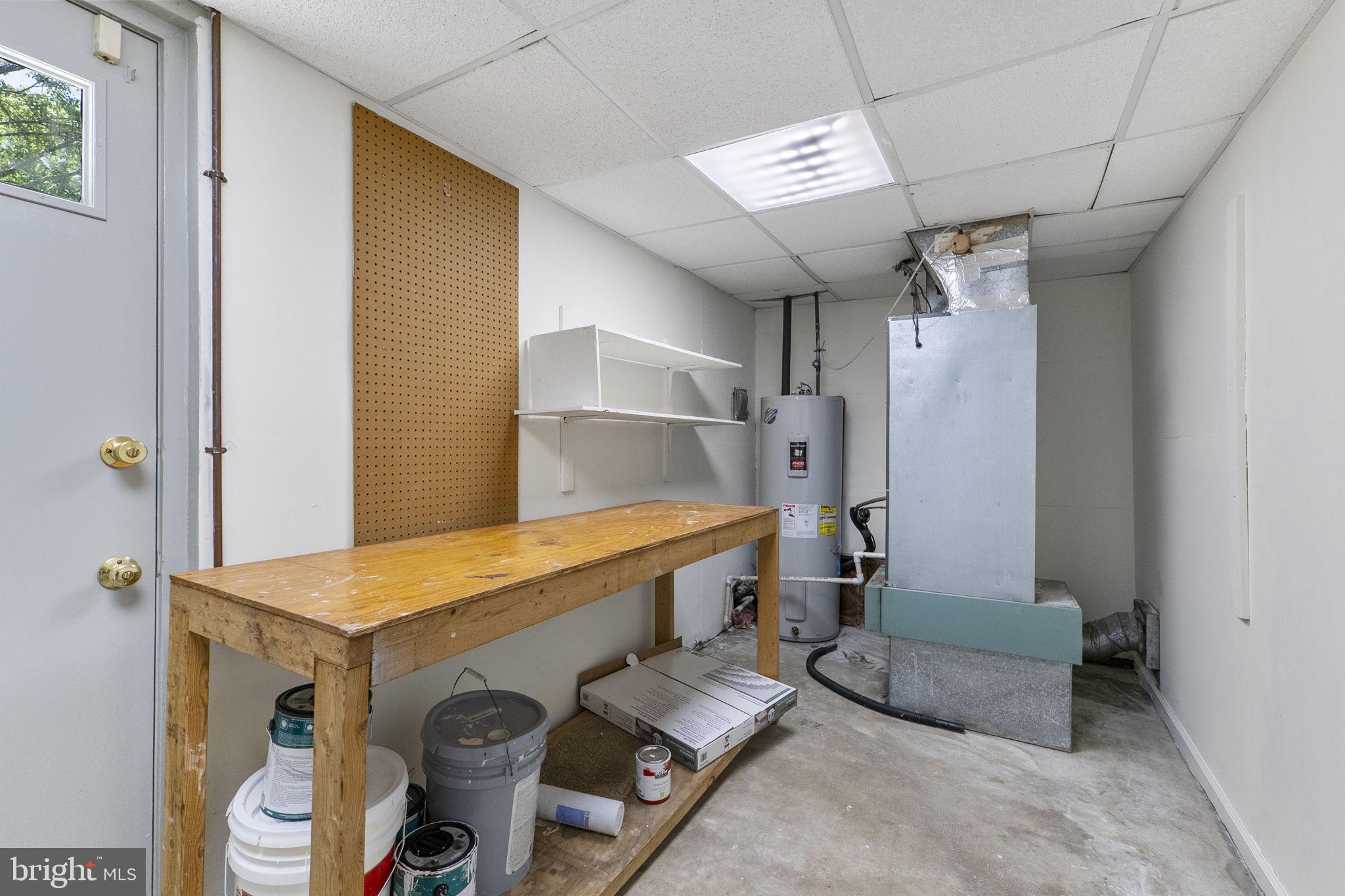 SCHROM HILLS - Residential