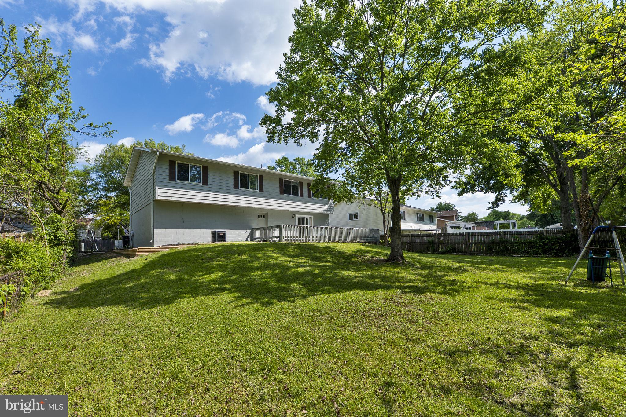 SCHROM HILLS - Residential