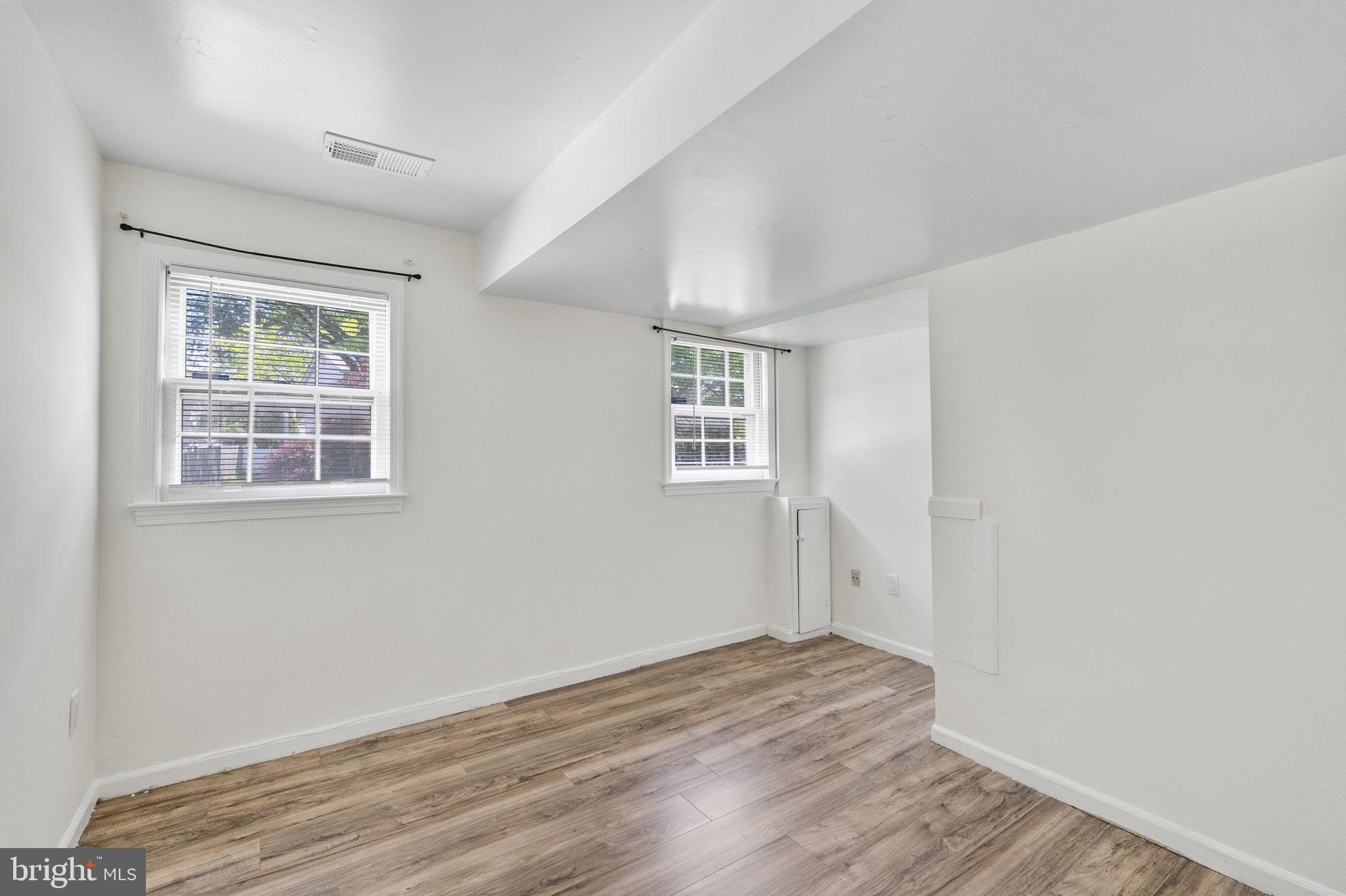 SCHROM HILLS - Residential