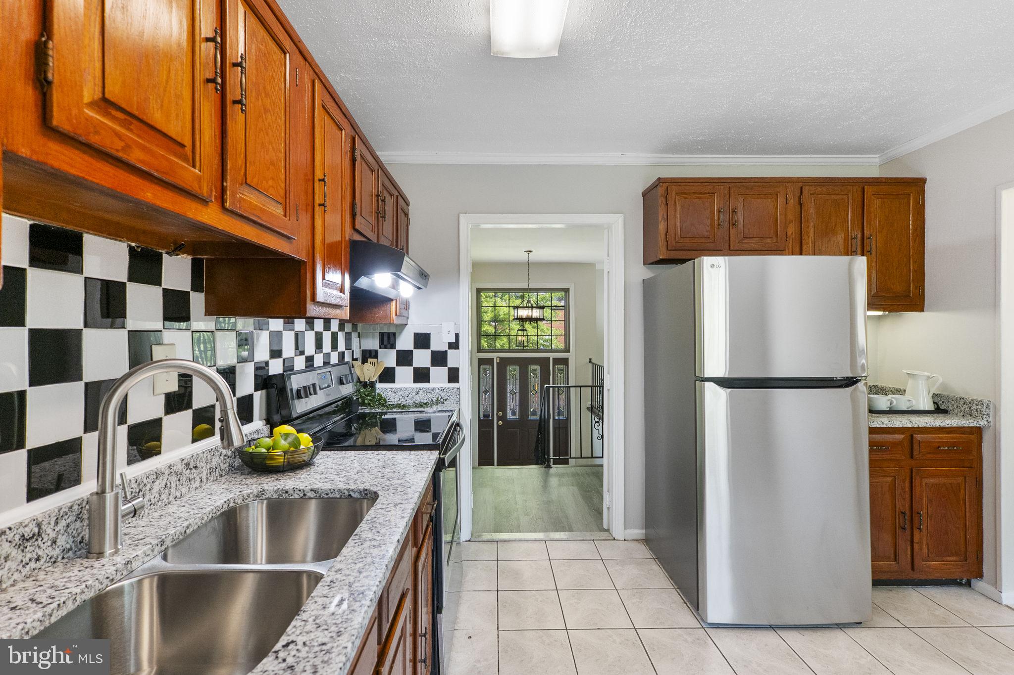 SCHROM HILLS - Residential