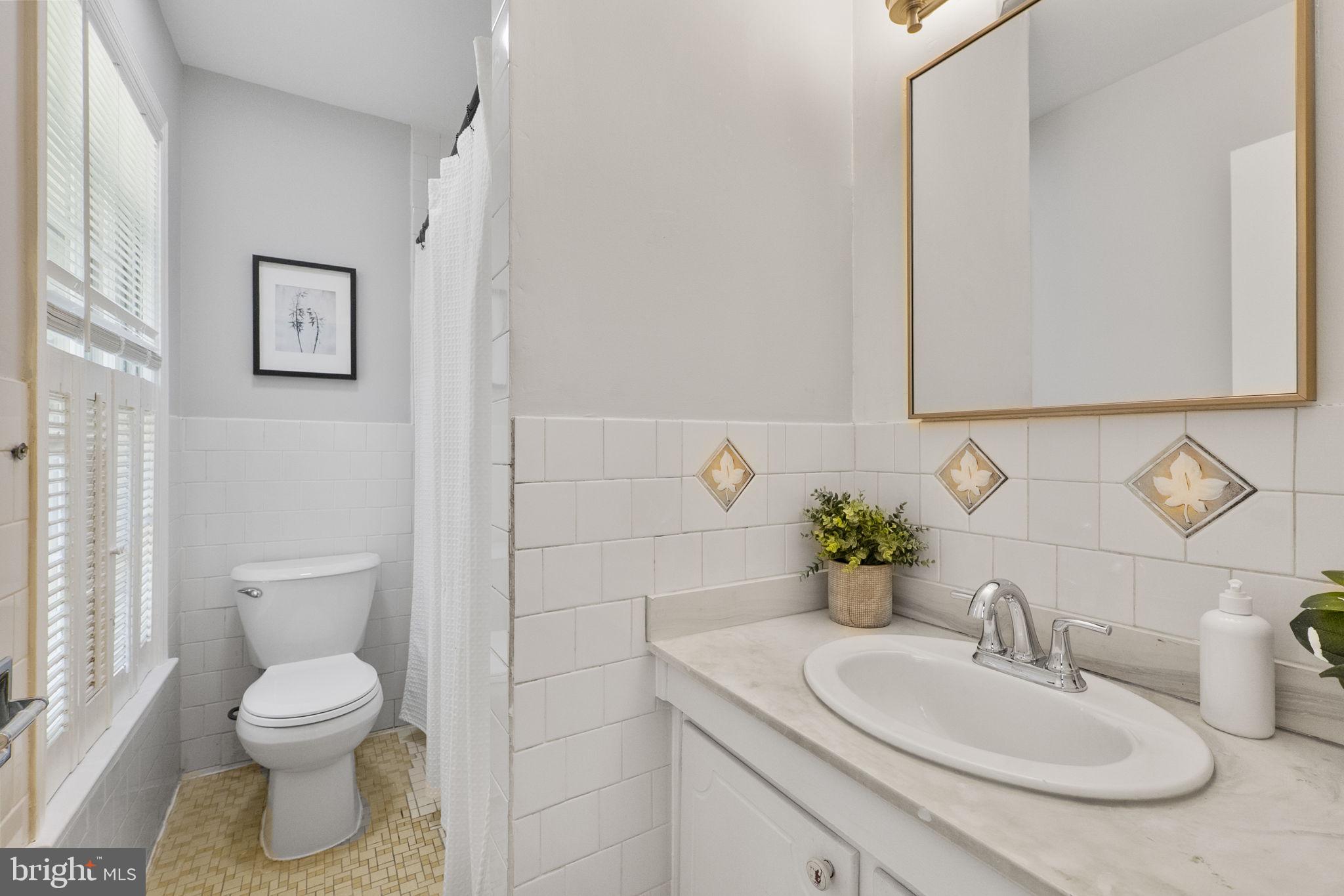 SCHROM HILLS - Residential