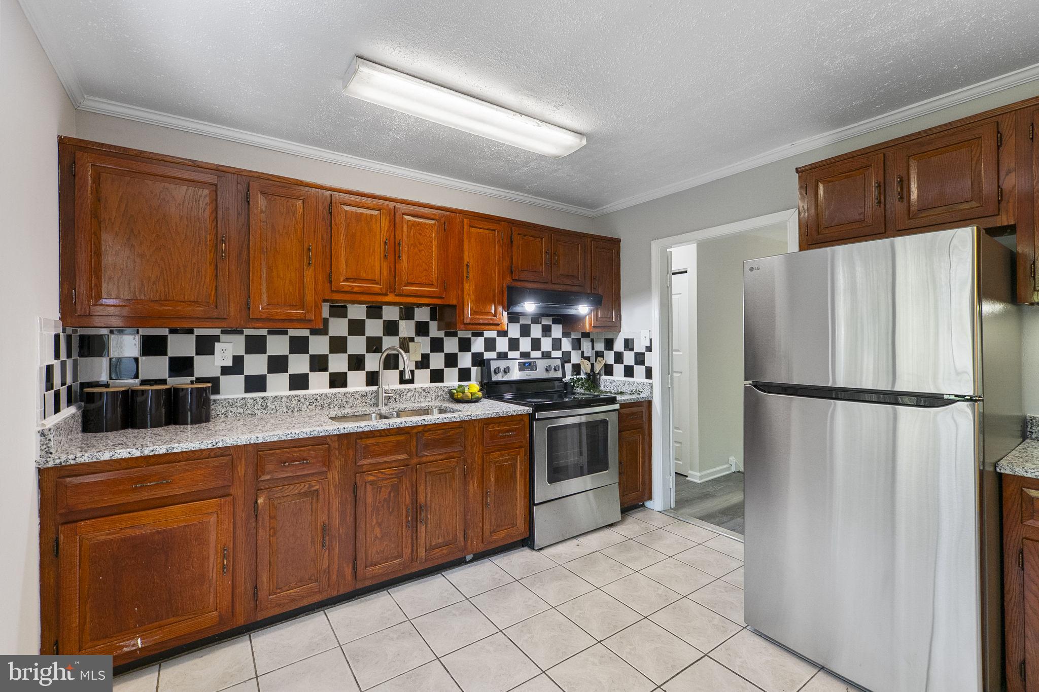 SCHROM HILLS - Residential