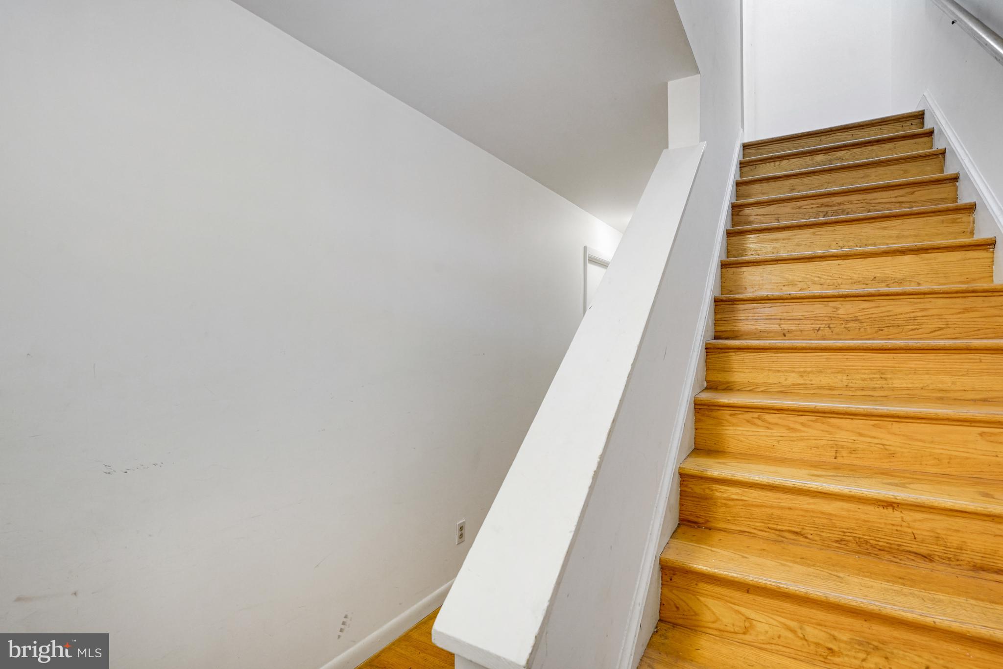 ARLINGTON PARK - Residential Income