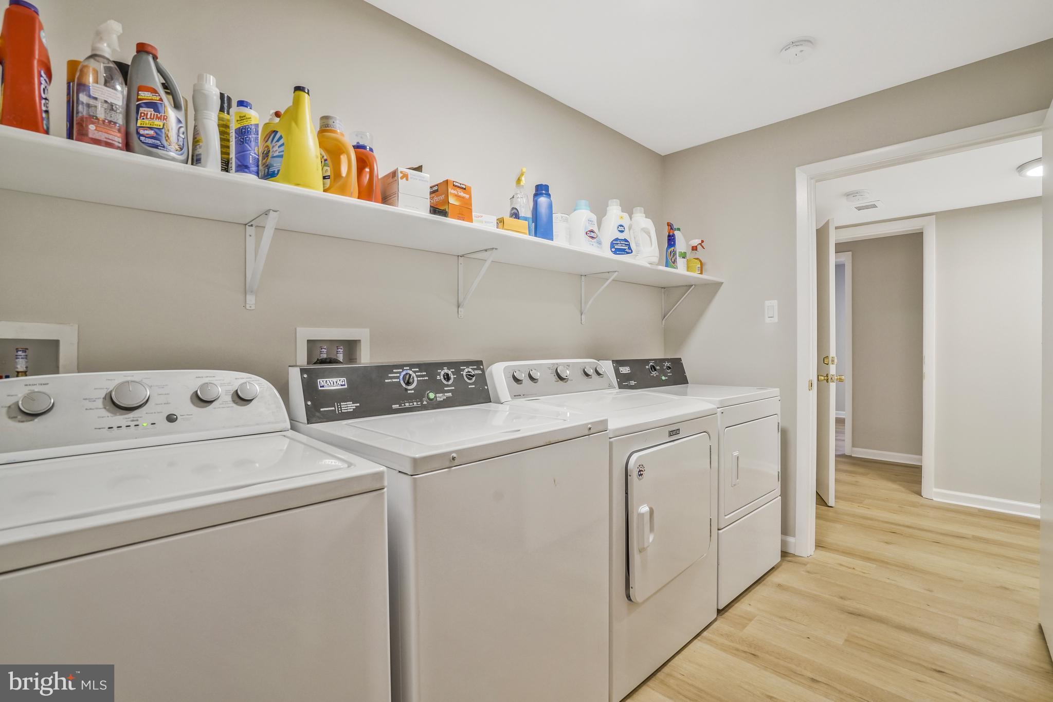 ARLINGTON PARK - Residential Income