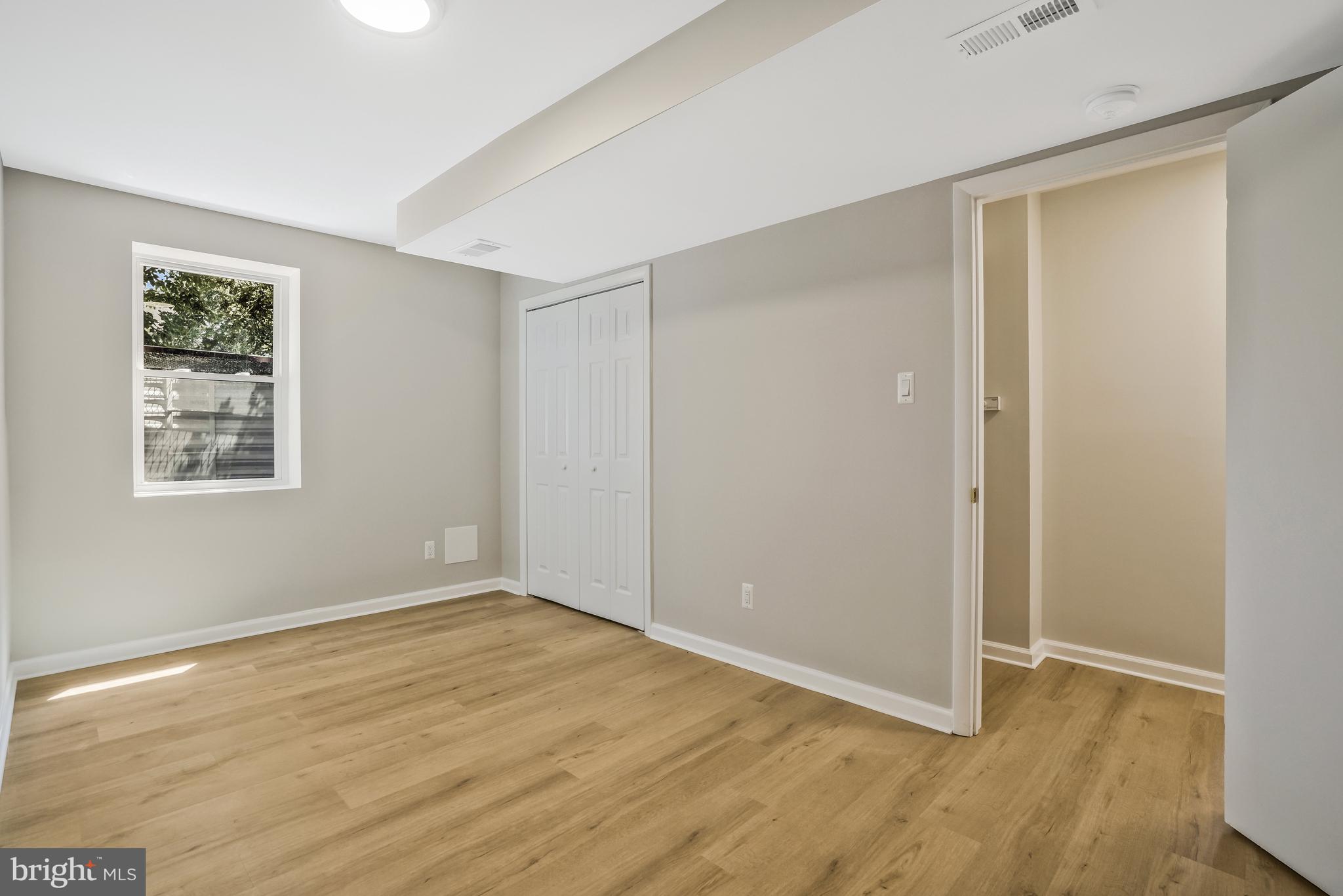 ARLINGTON PARK - Residential Income