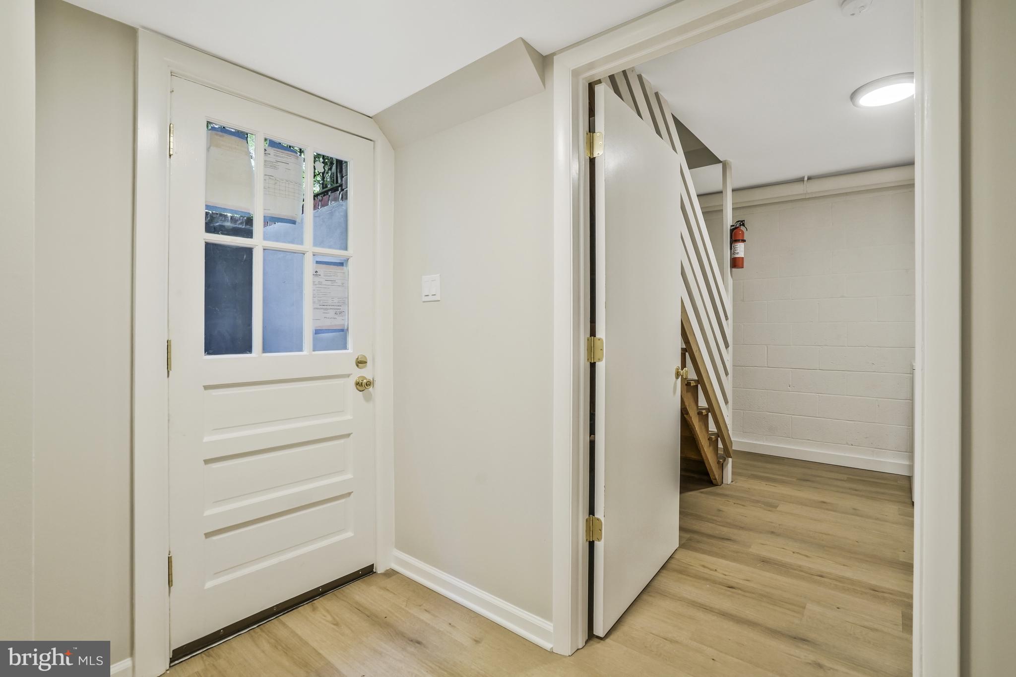 ARLINGTON PARK - Residential Income