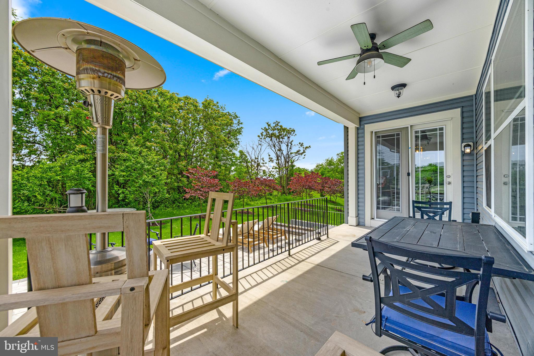 TALLYN RIDGE - Residential