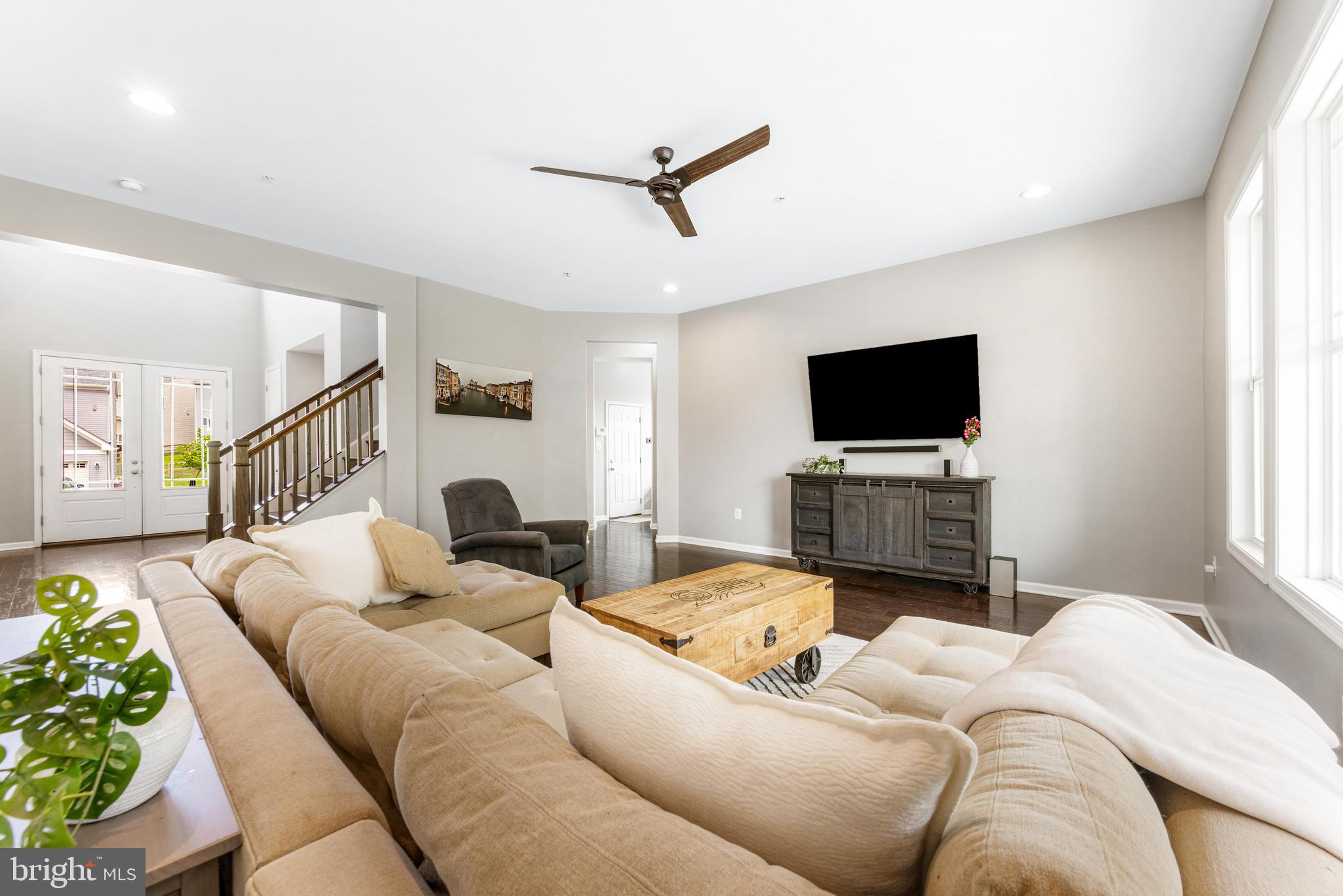 TALLYN RIDGE - Residential