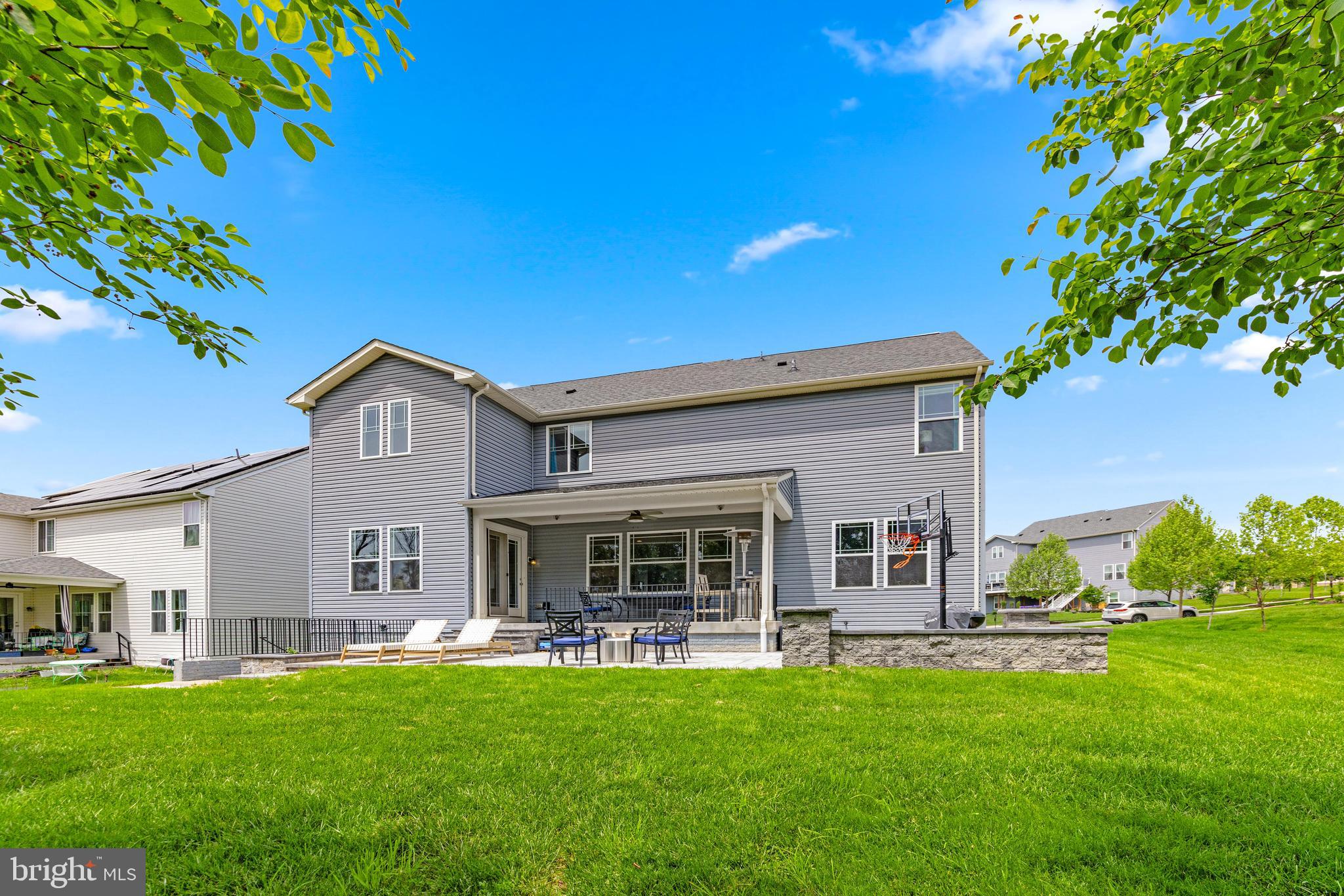 TALLYN RIDGE - Residential