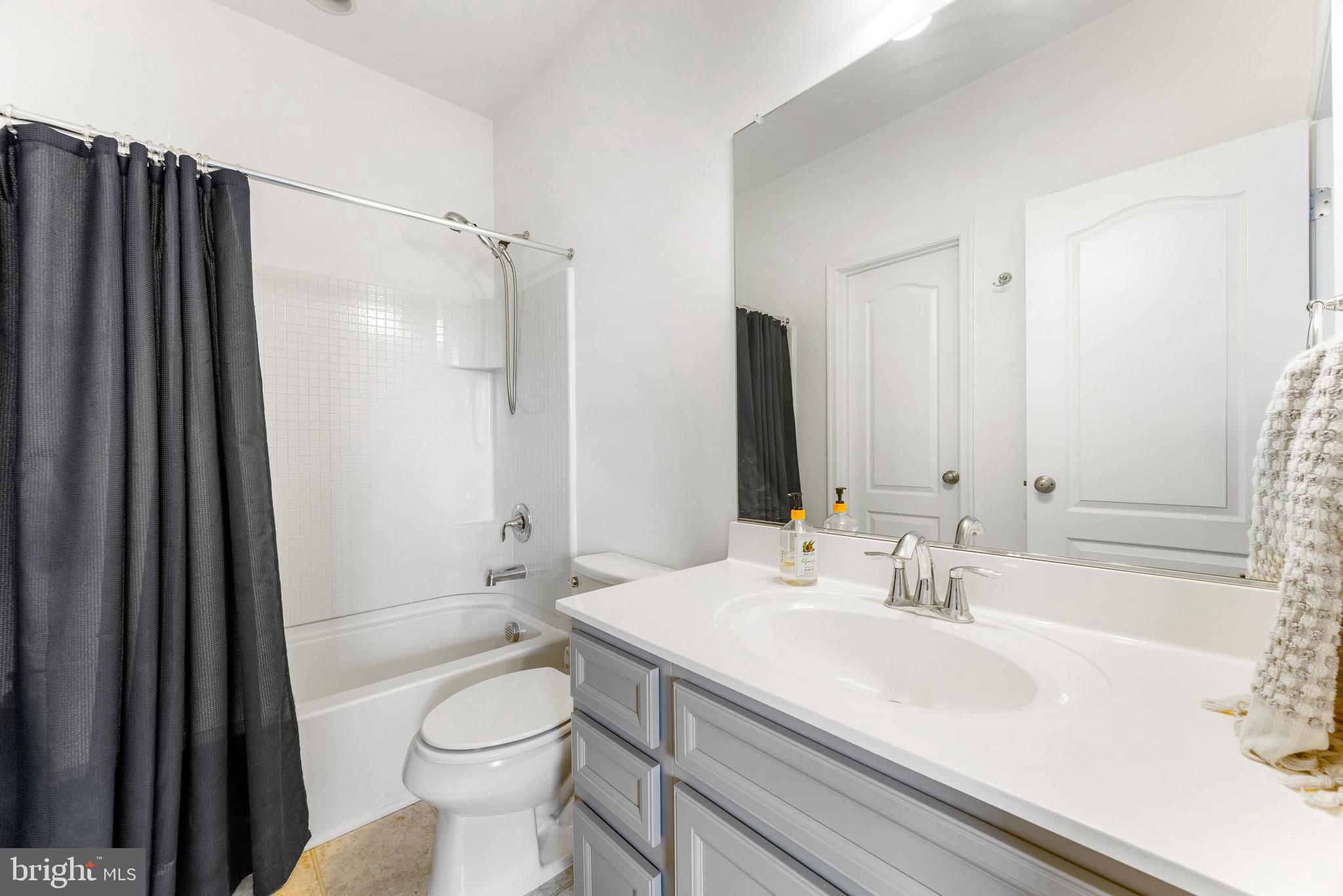 TALLYN RIDGE - Residential