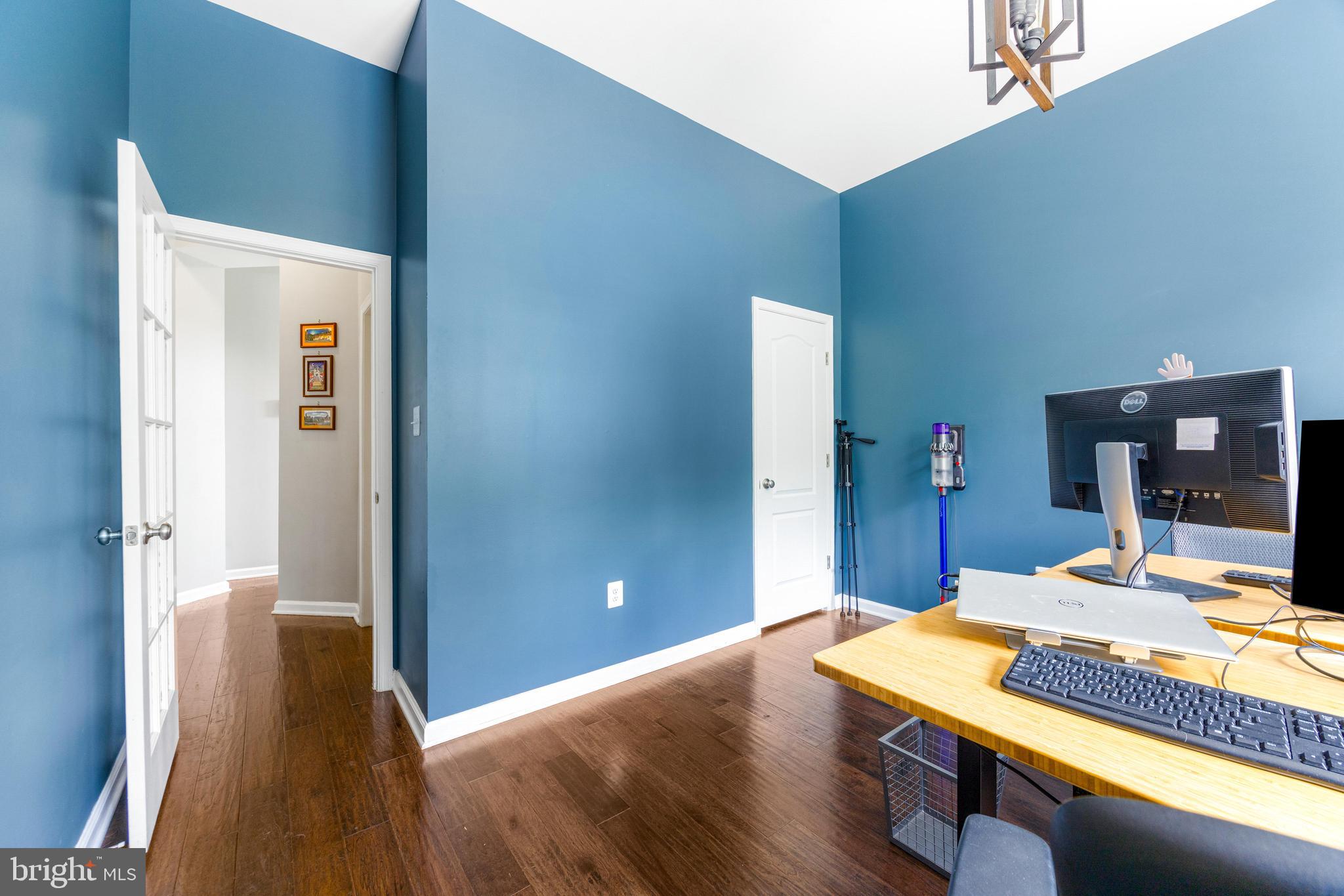 TALLYN RIDGE - Residential