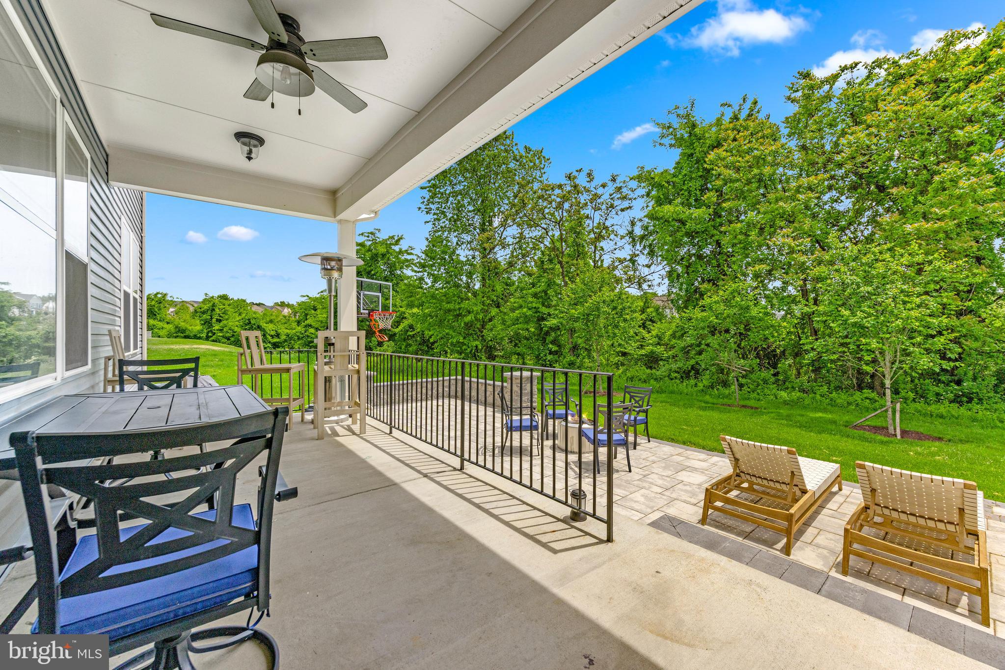 TALLYN RIDGE - Residential