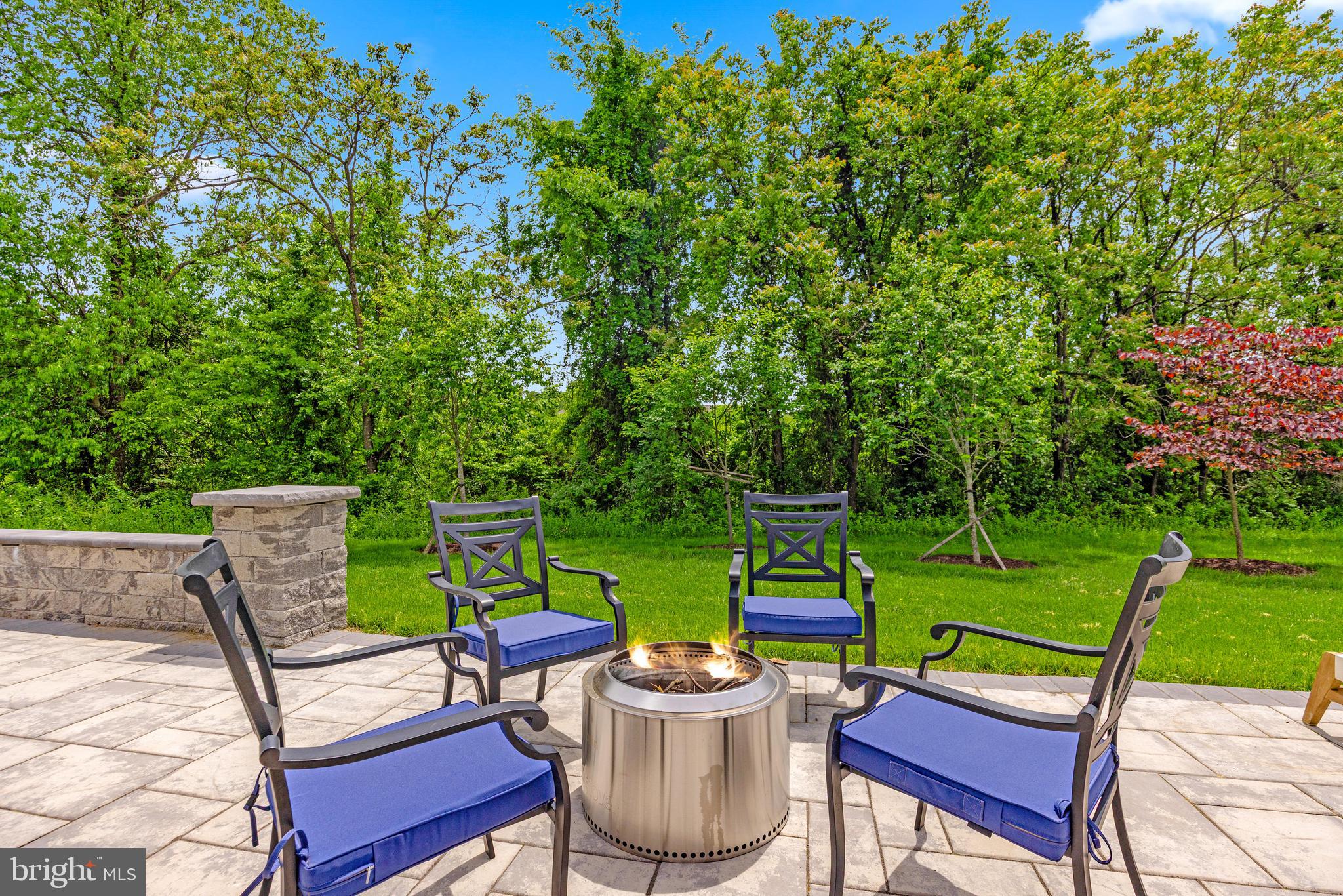 TALLYN RIDGE - Residential