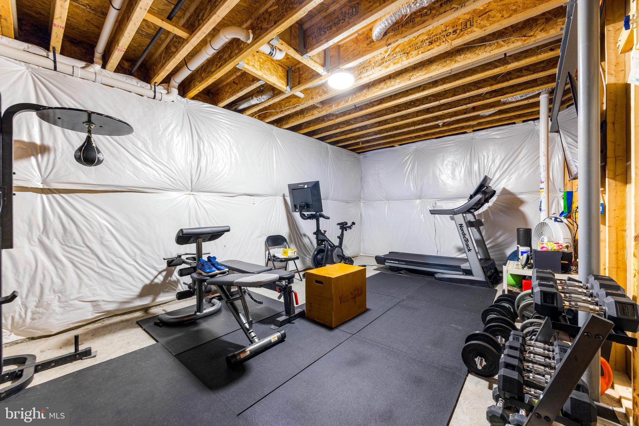 TALLYN RIDGE - Residential