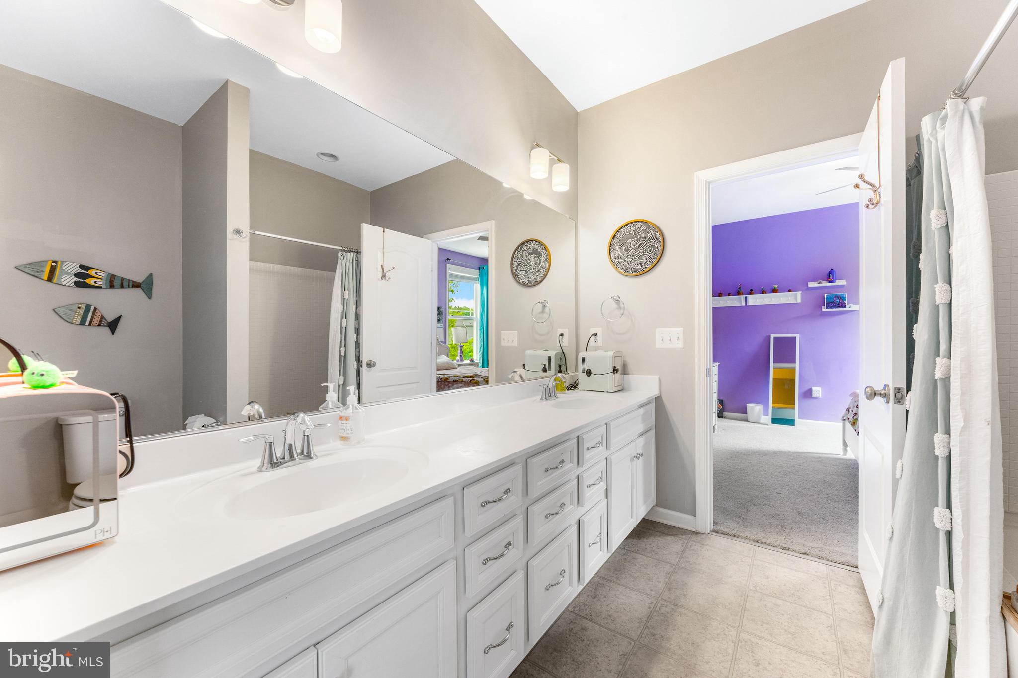 TALLYN RIDGE - Residential