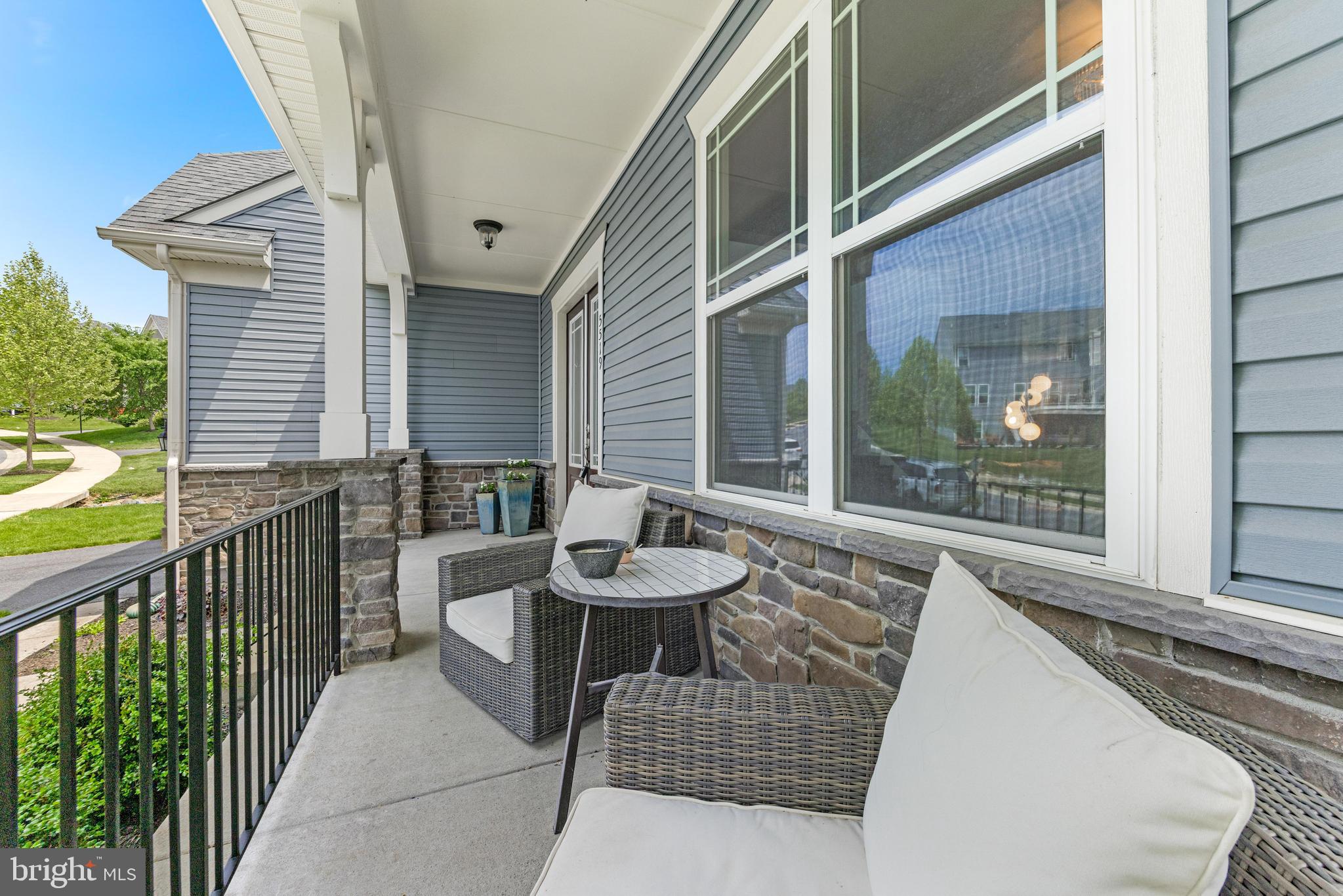 5519 GOLDEN EAGLE ROAD