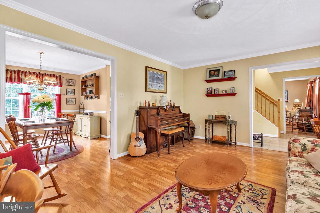 COUNTRY BROOK ESTATES - Residential