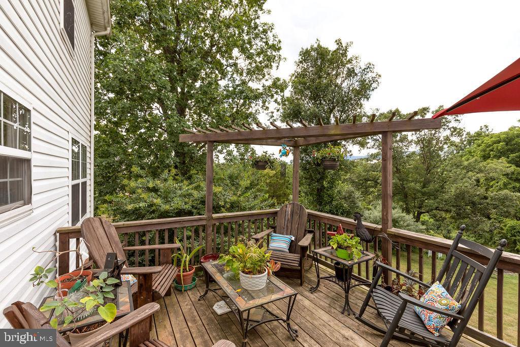 COUNTRY BROOK ESTATES - Residential