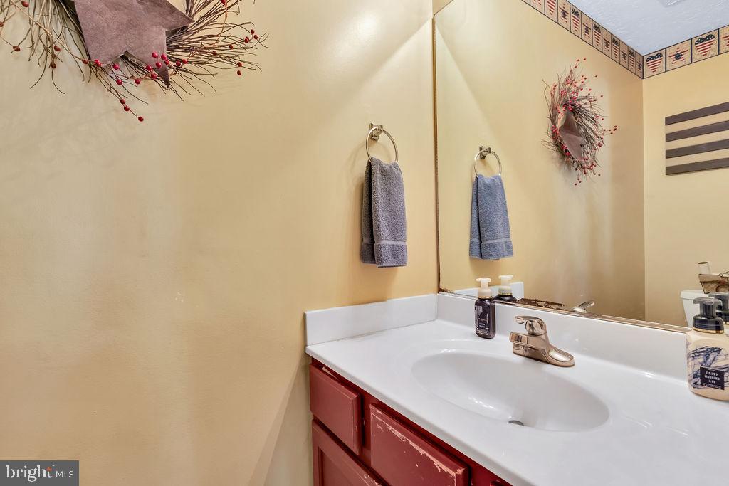 COUNTRY BROOK ESTATES - Residential