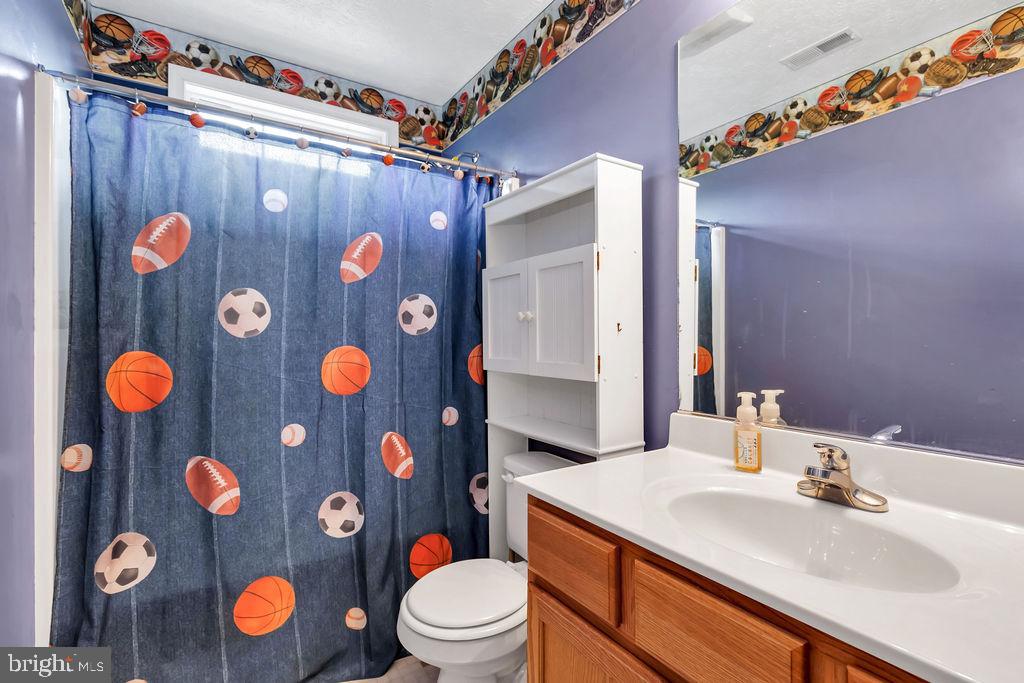 COUNTRY BROOK ESTATES - Residential