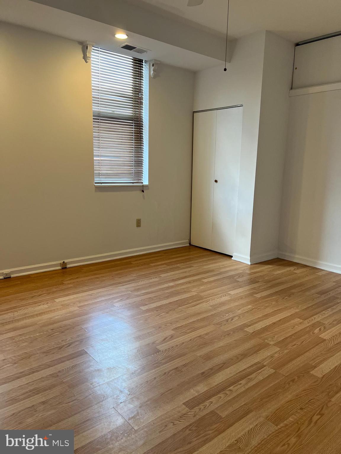 PHILADELPHIA (SOUTH) - Residential Lease