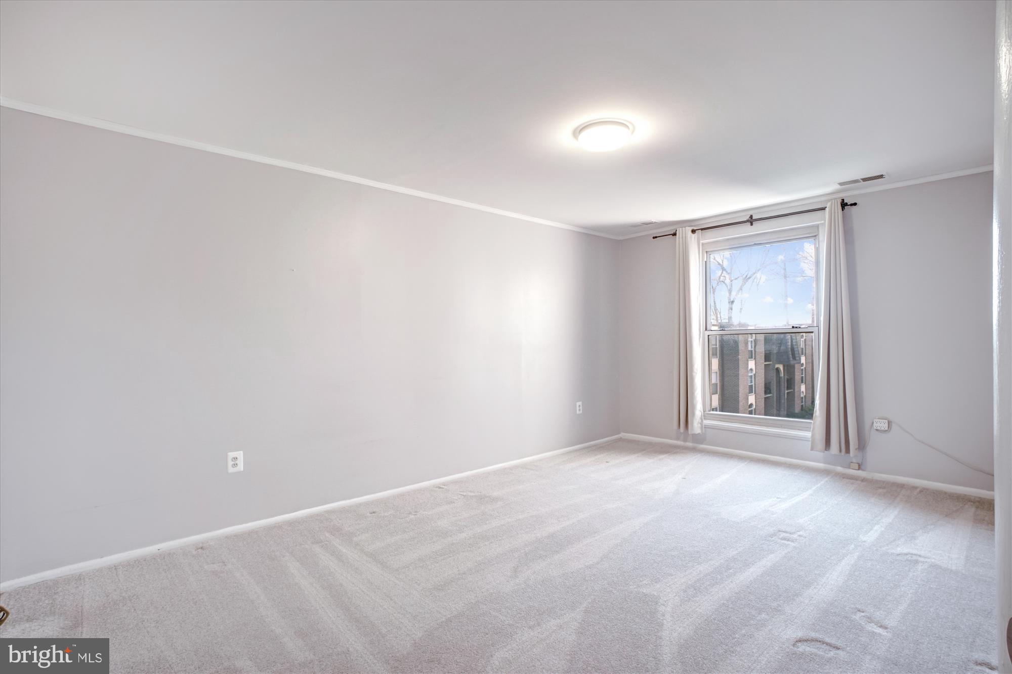 WOODBURN VILLAGE - Residential Lease